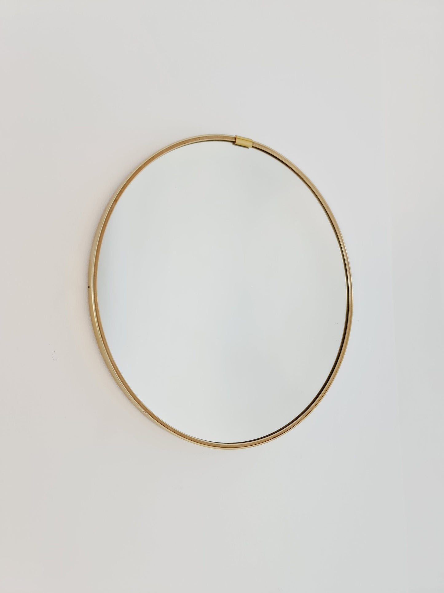 Mid Century round Brass mirror from the 60s