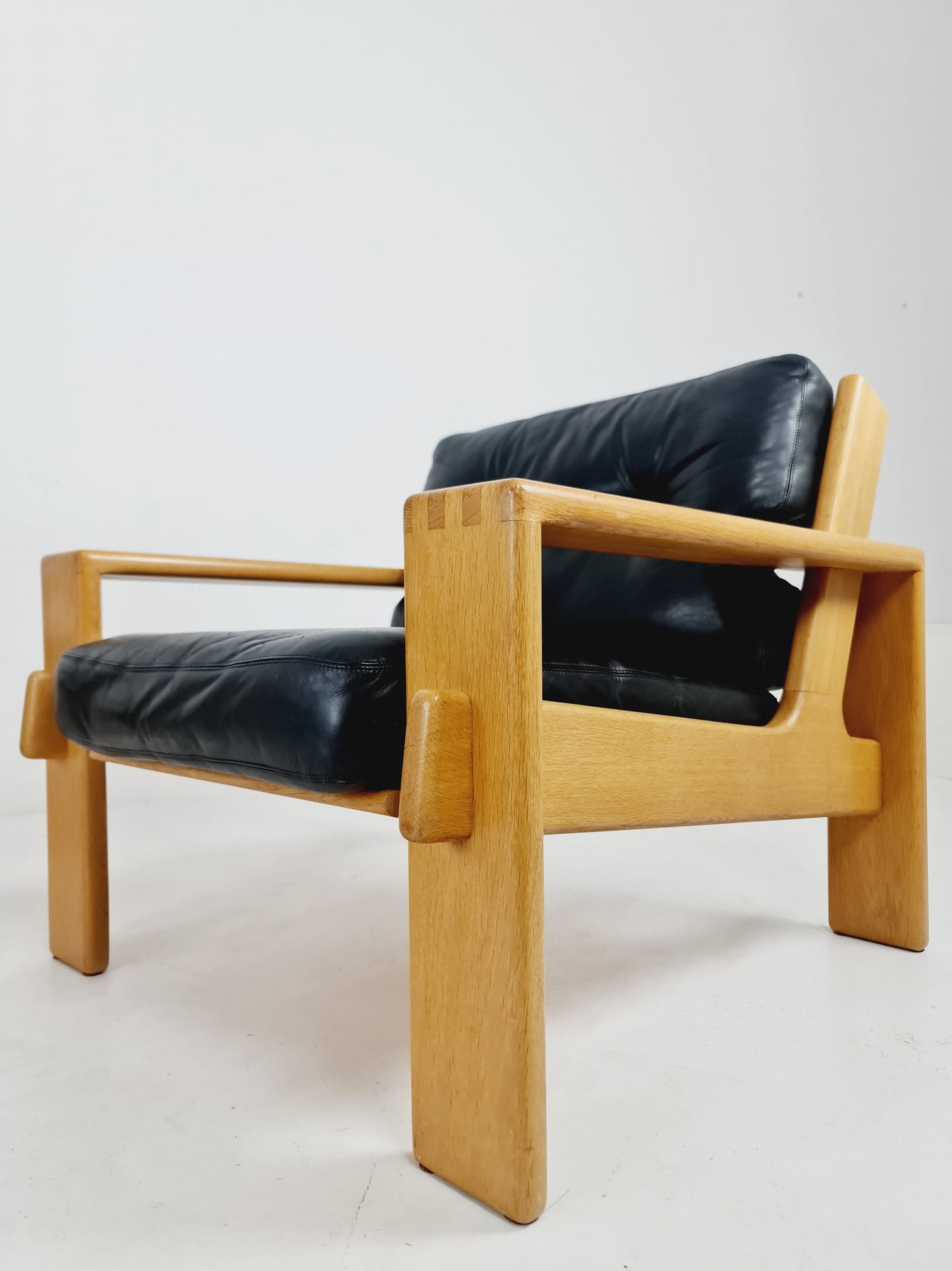 Midcentury “Bonanza” easy chairs by Esko Pajamies for Askoo, Finland, 1960s, Set of 2