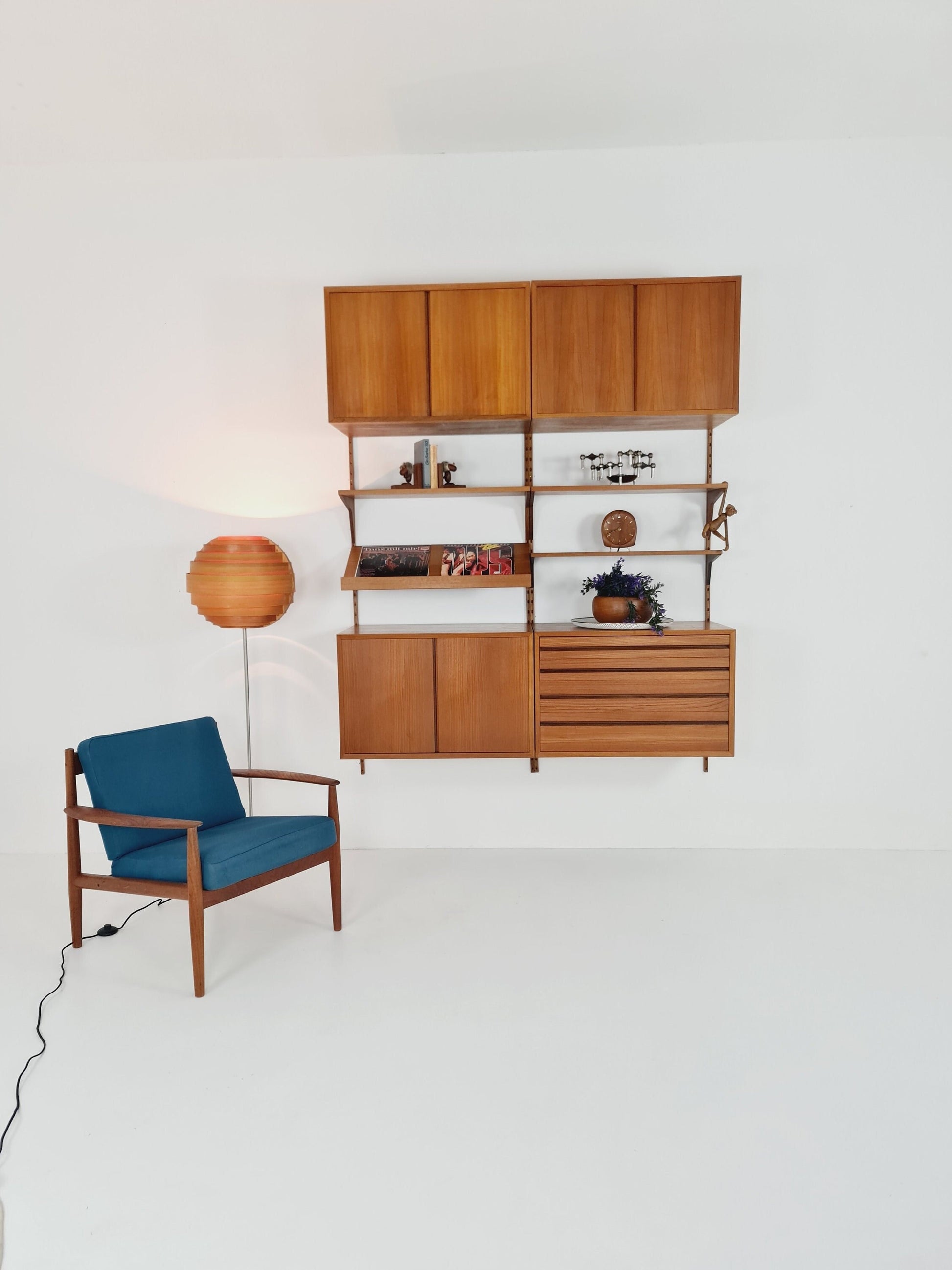 Mid century Danish Teak Wall Unit with records cabinet and magazine rack by Poul Cadovius for Cado, Denmark, 1960s
