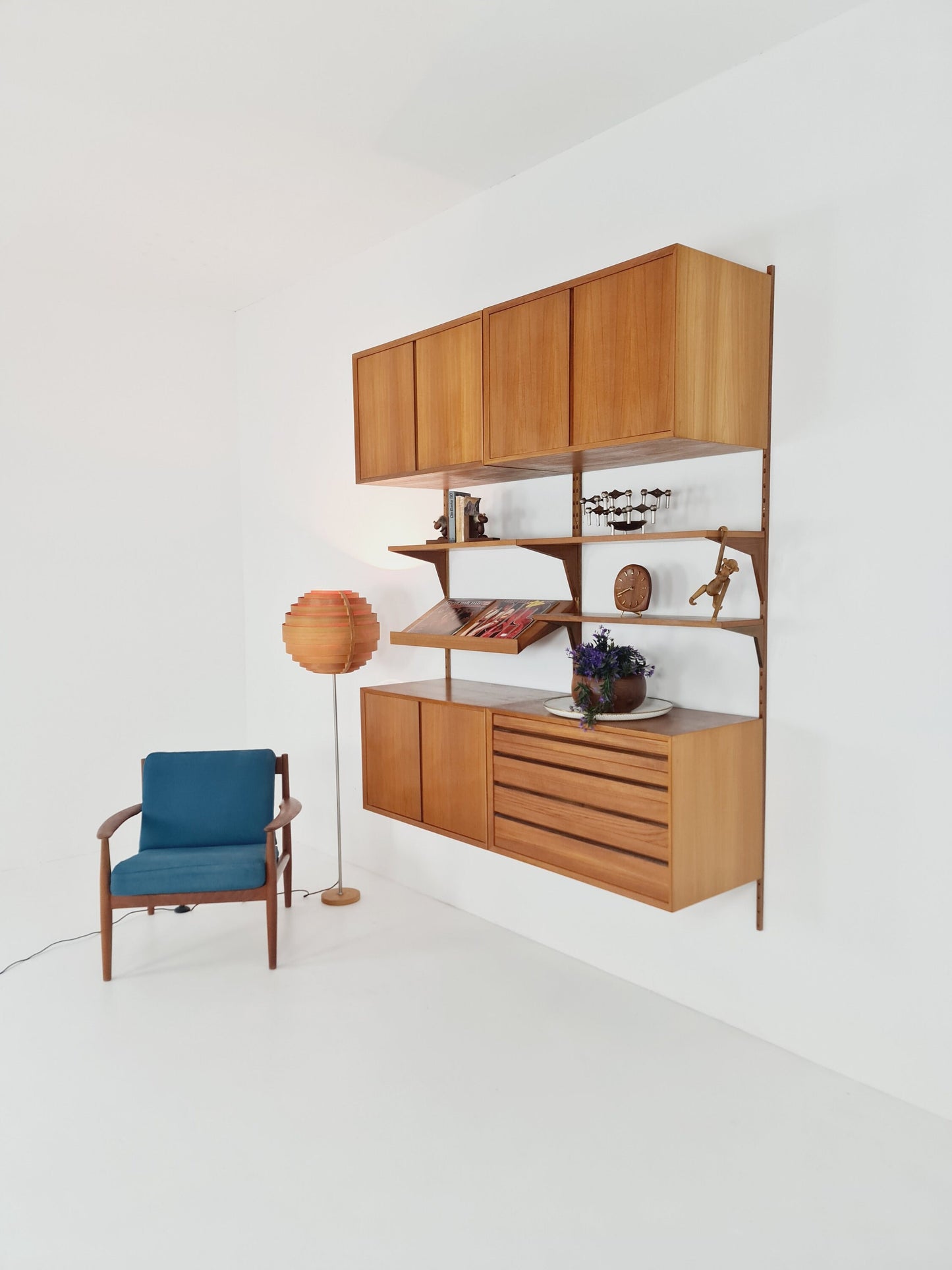 Mid century Danish Teak Wall Unit with records cabinet and magazine rack by Poul Cadovius for Cado, Denmark, 1960s
