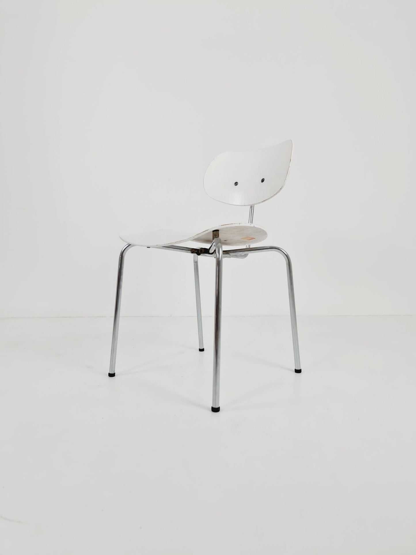 Austrian chair model SE 68 by Egon Eiermann for Wilde & Spieth