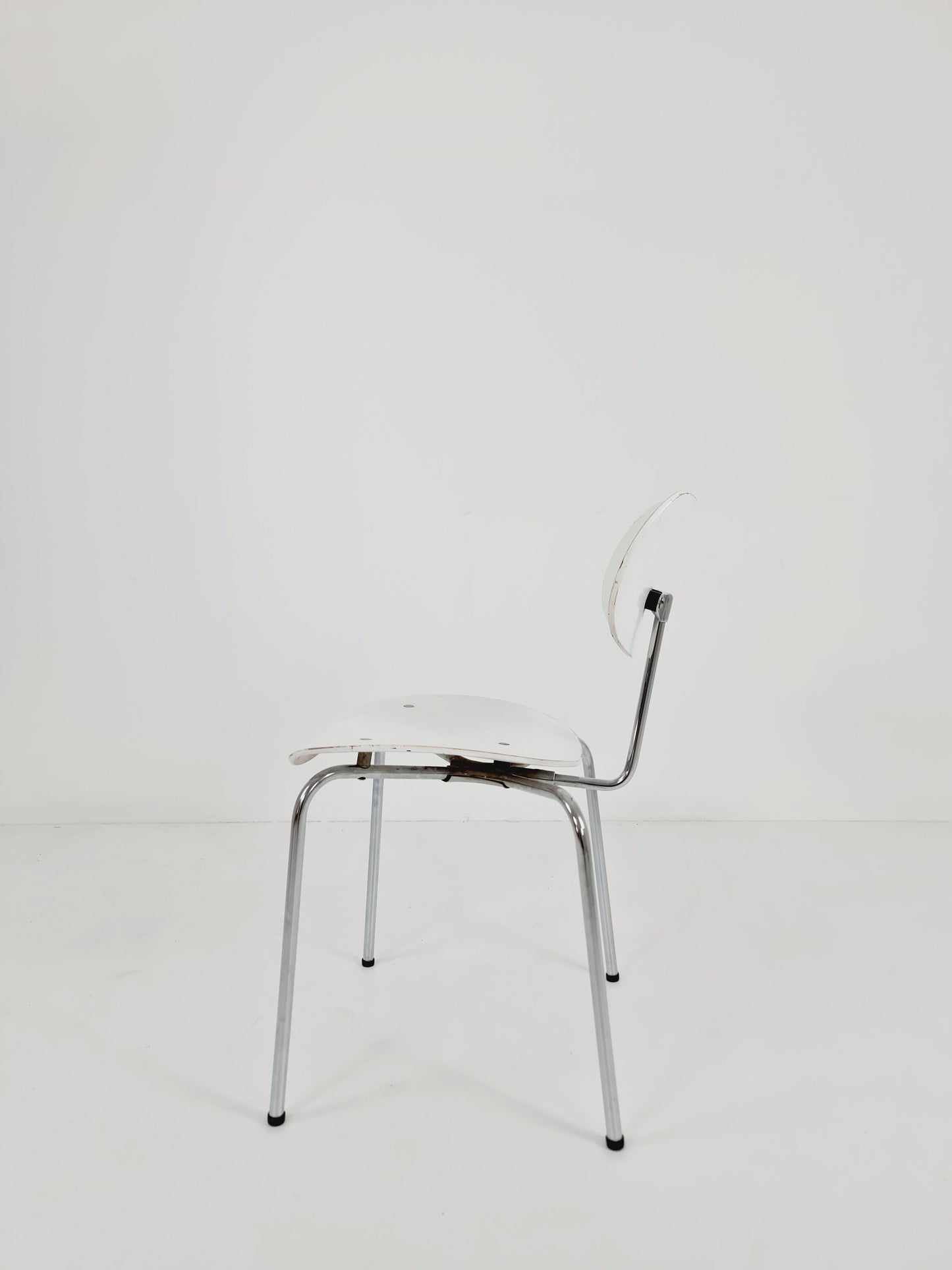 Austrian chair model SE 68 by Egon Eiermann for Wilde & Spieth