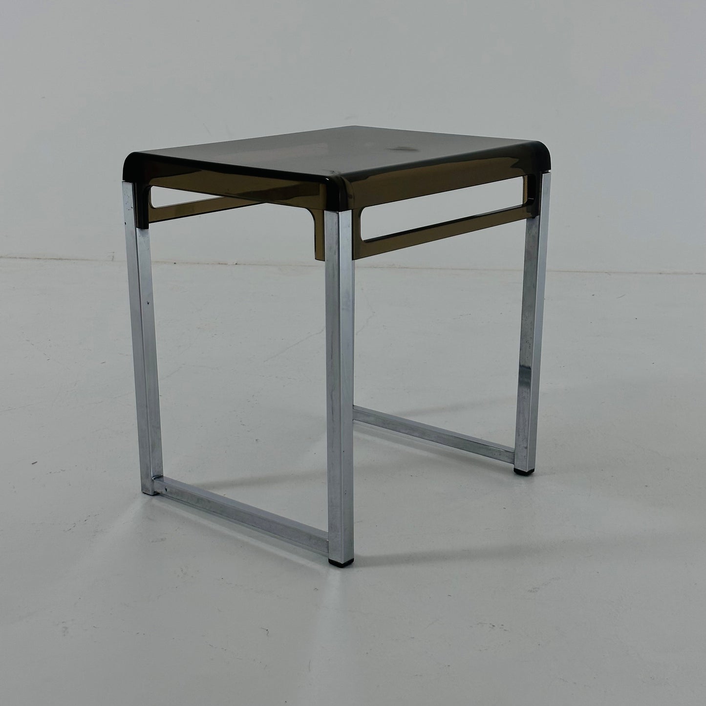 Vintage prisunic brown plastic sidetable by Marc Berthier 1907s space age