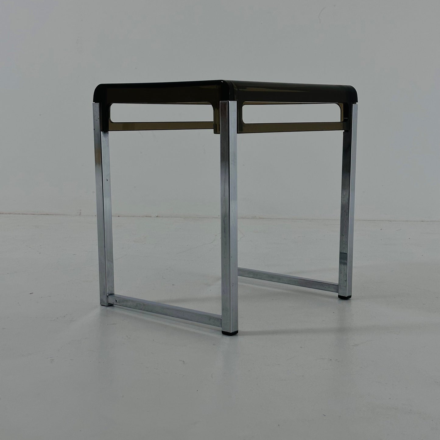 Vintage prisunic brown plastic sidetable by Marc Berthier 1907s space age