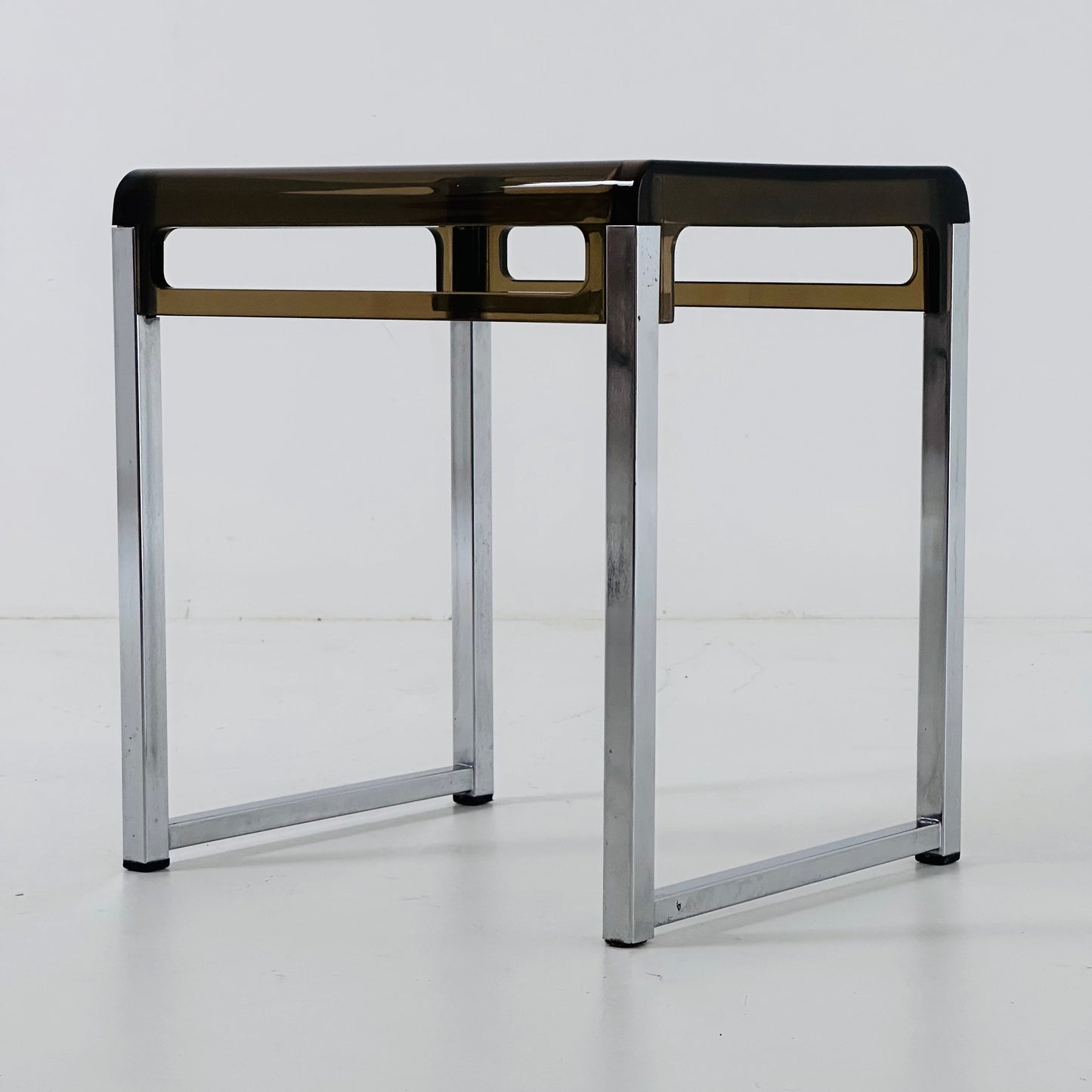 Vintage prisunic brown plastic sidetable by Marc Berthier 1907s space age