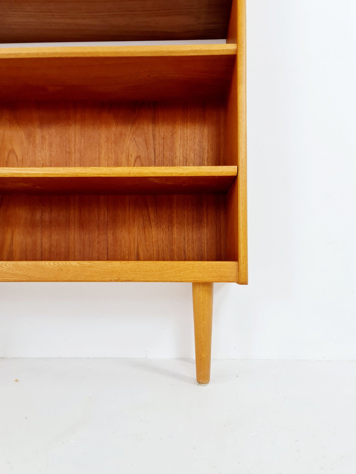 Danish freestanding vintage bookshelf system/ book case teak by Johannes Sorth, 1960s