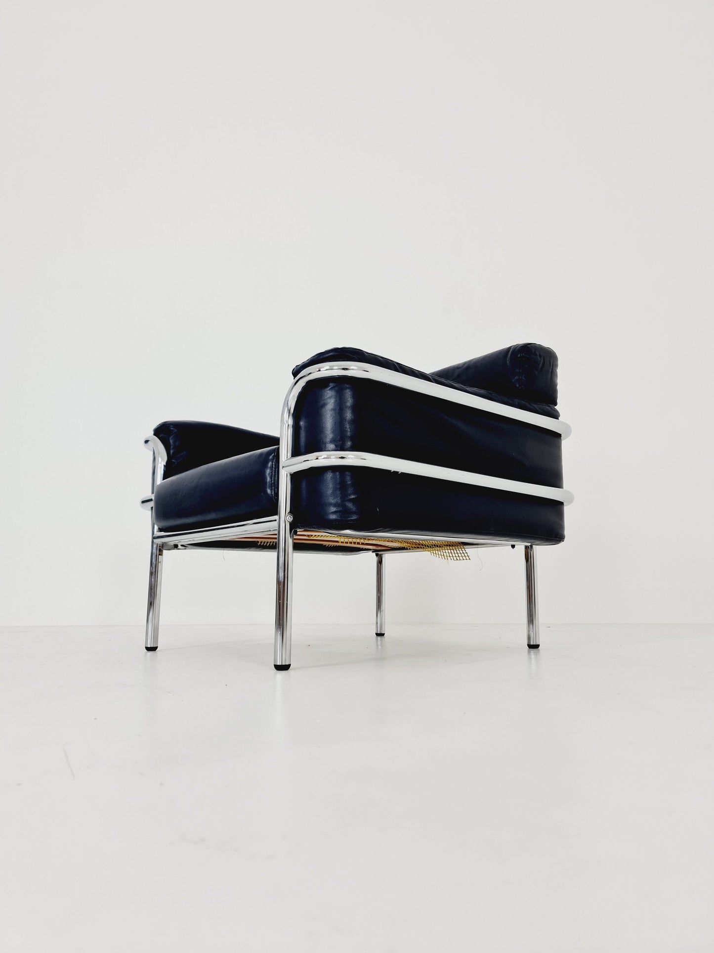 Mid century leather Bauhaus -Style of Cassia LC2 style sofa ,1980s