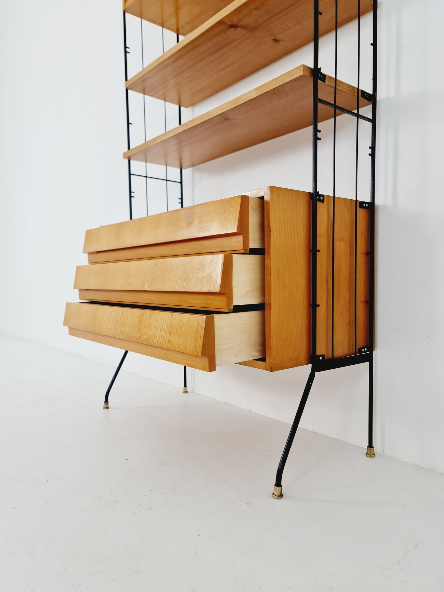 Freestanding string shelf-system unit bookcase Oak & metal by Silverschild Germany, 1950s
