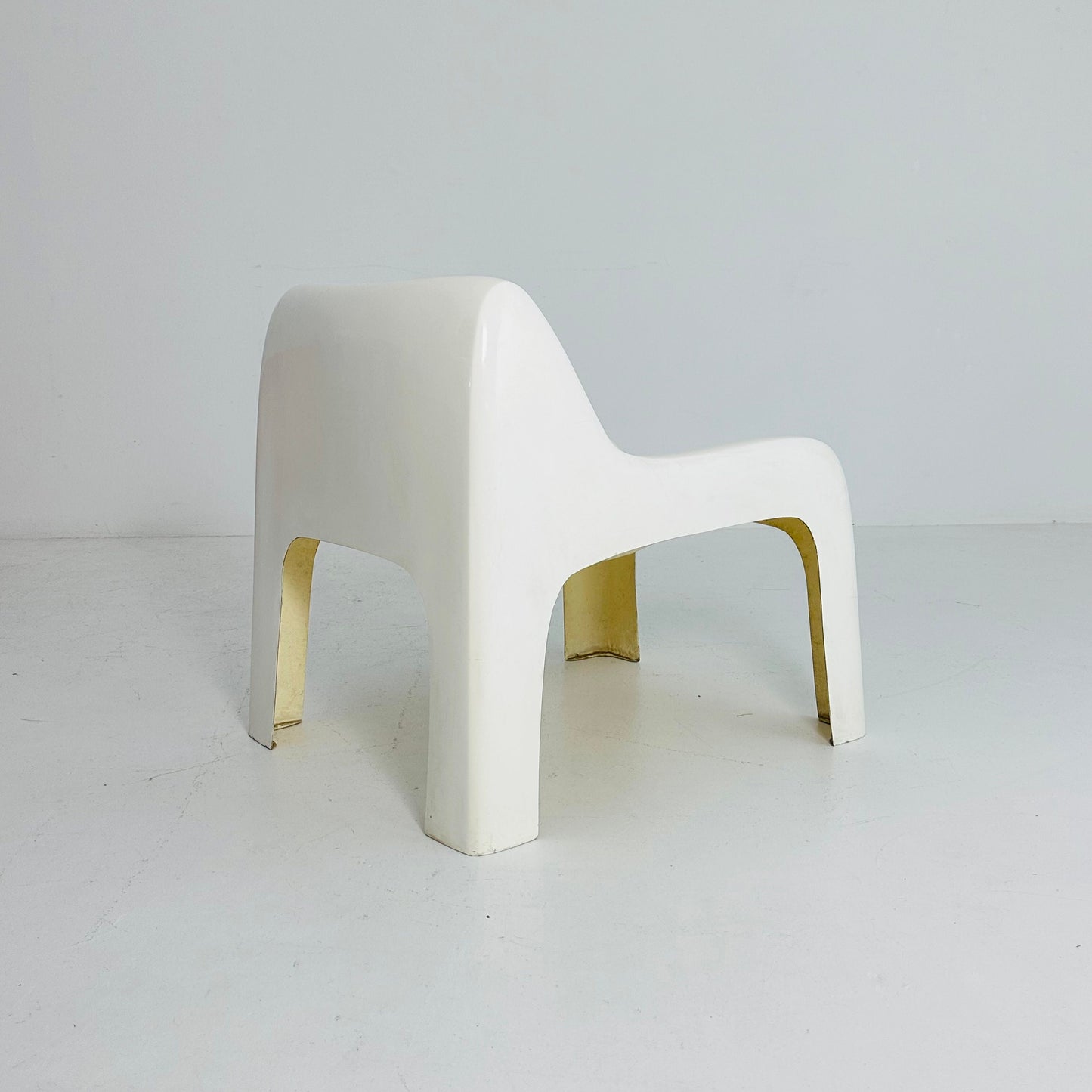 Space Age vintage lounge chair model Anatomical white color by Ahti Kotikoski 1968s for Asko Finland.