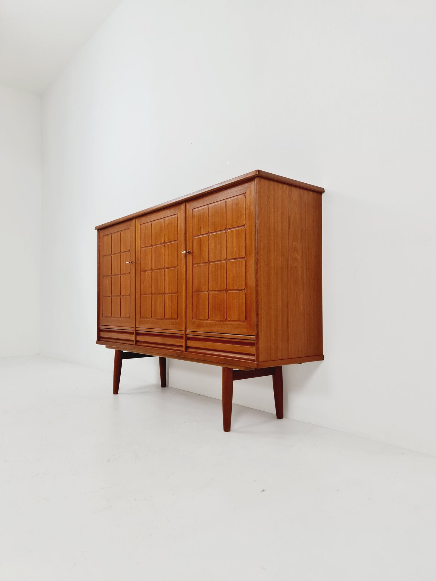 Mid-Century Modern Norwegian highboard, Sideboard for Sörheim MöbelFabrik Nesttun, 1960s