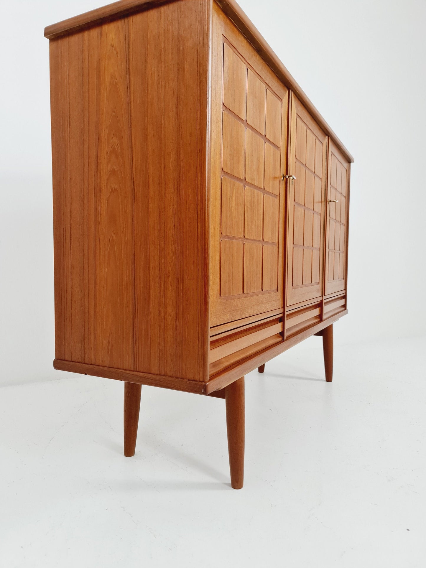 Mid-Century Modern Norwegian highboard, Sideboard for Sörheim MöbelFabrik Nesttun, 1960s