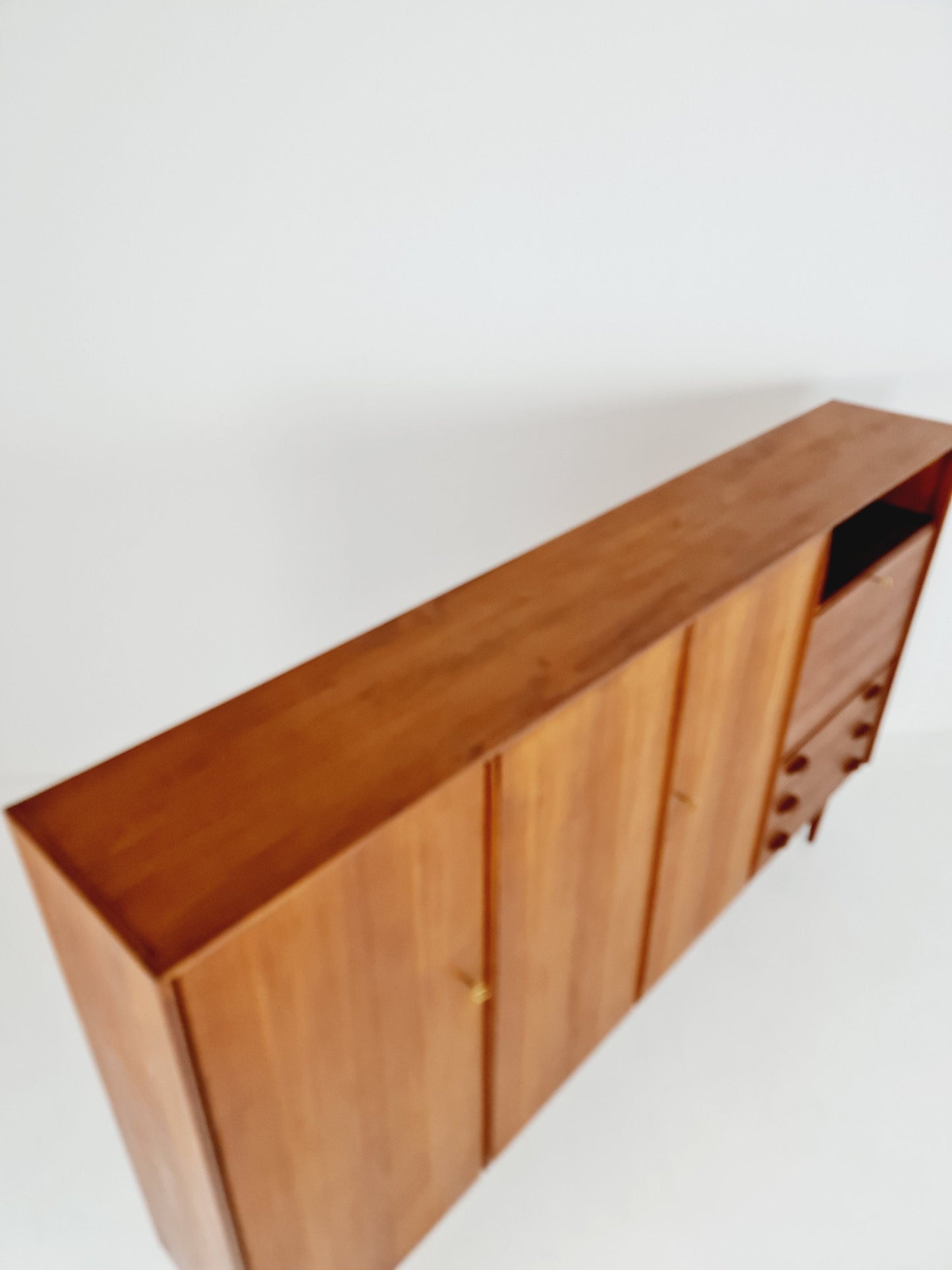 Grandeur Mid-Century German vintage highboard, Sideboard by Ernst Dieter Hilker for Omnia 1960s