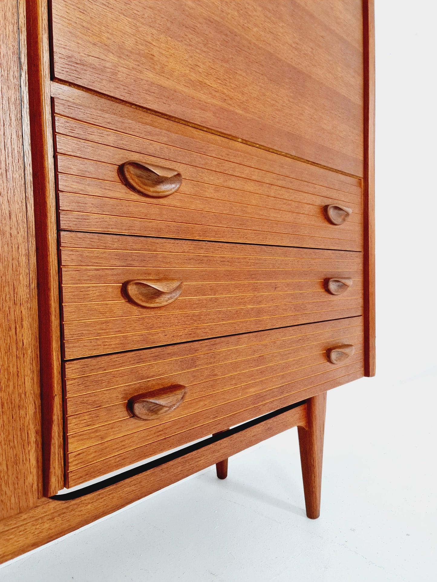 Grandeur Mid-Century German vintage highboard, Sideboard by Ernst Dieter Hilker for Omnia 1960s