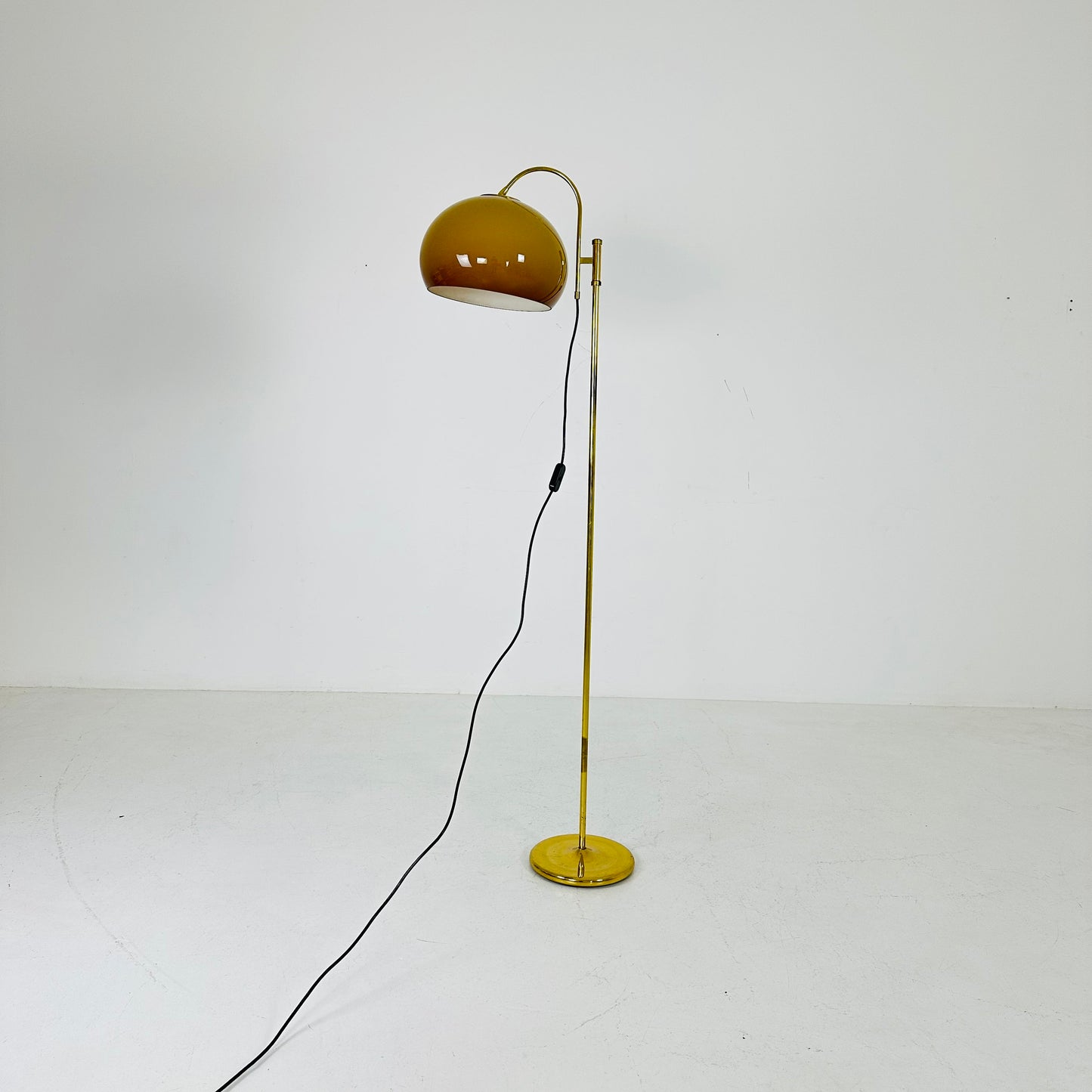 Vintage Space Age Light Guzzini Lucerna adjustable floor lamp Italy 1970s