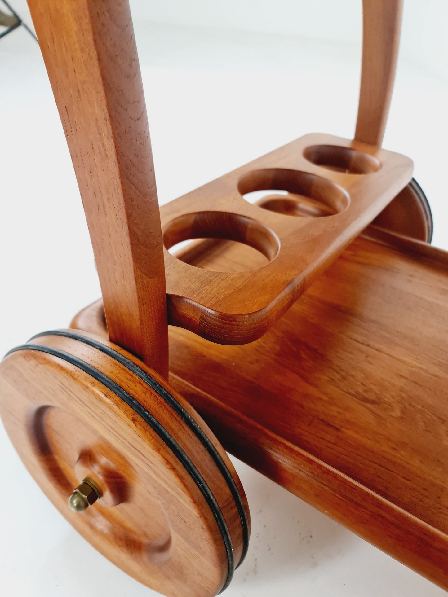 Super Rare mid century Danish trolley, bar cart in solid teak By Kjeni Merløse Denmark, 1970s