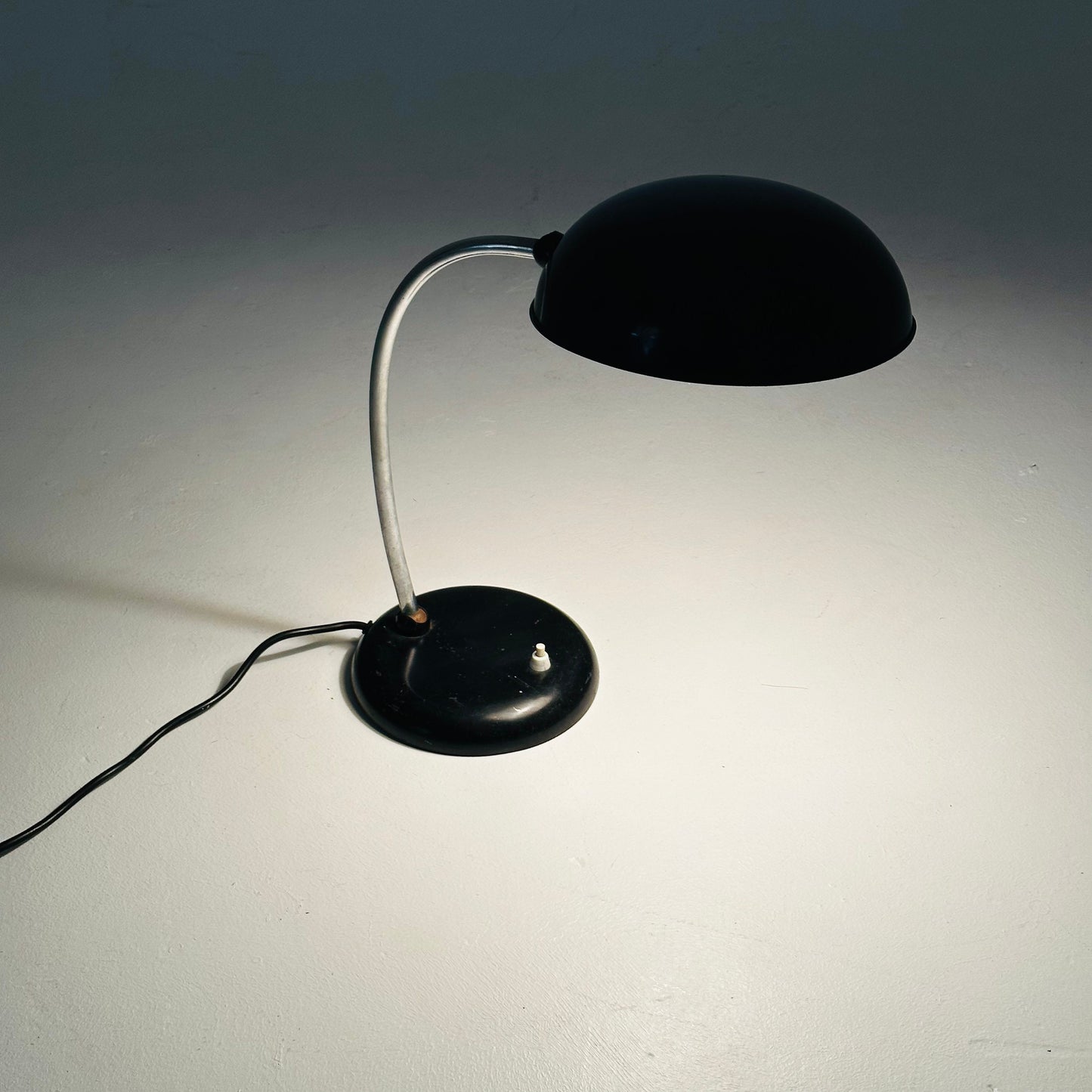 BAUHAUS COSACK Desk Lamp Reading Lamp with Gooseneck 1930.