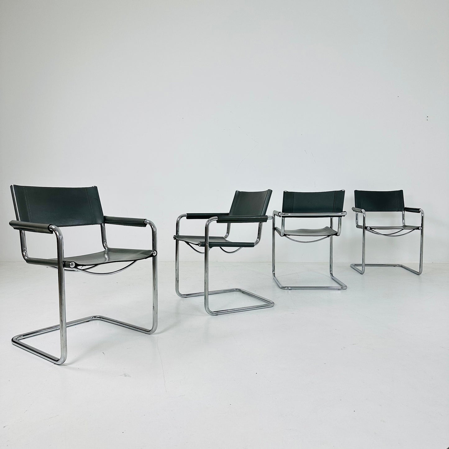 Set of 4 vintage Matteo Grassi Mg5 leather cantilever chairs by Mart Stam italy 1980s