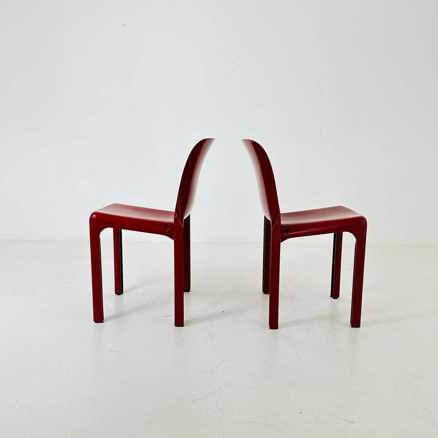 Set of 2 Vintage Red Selene Fiberglass Chair by Vico Magistretti for Artemide 1968