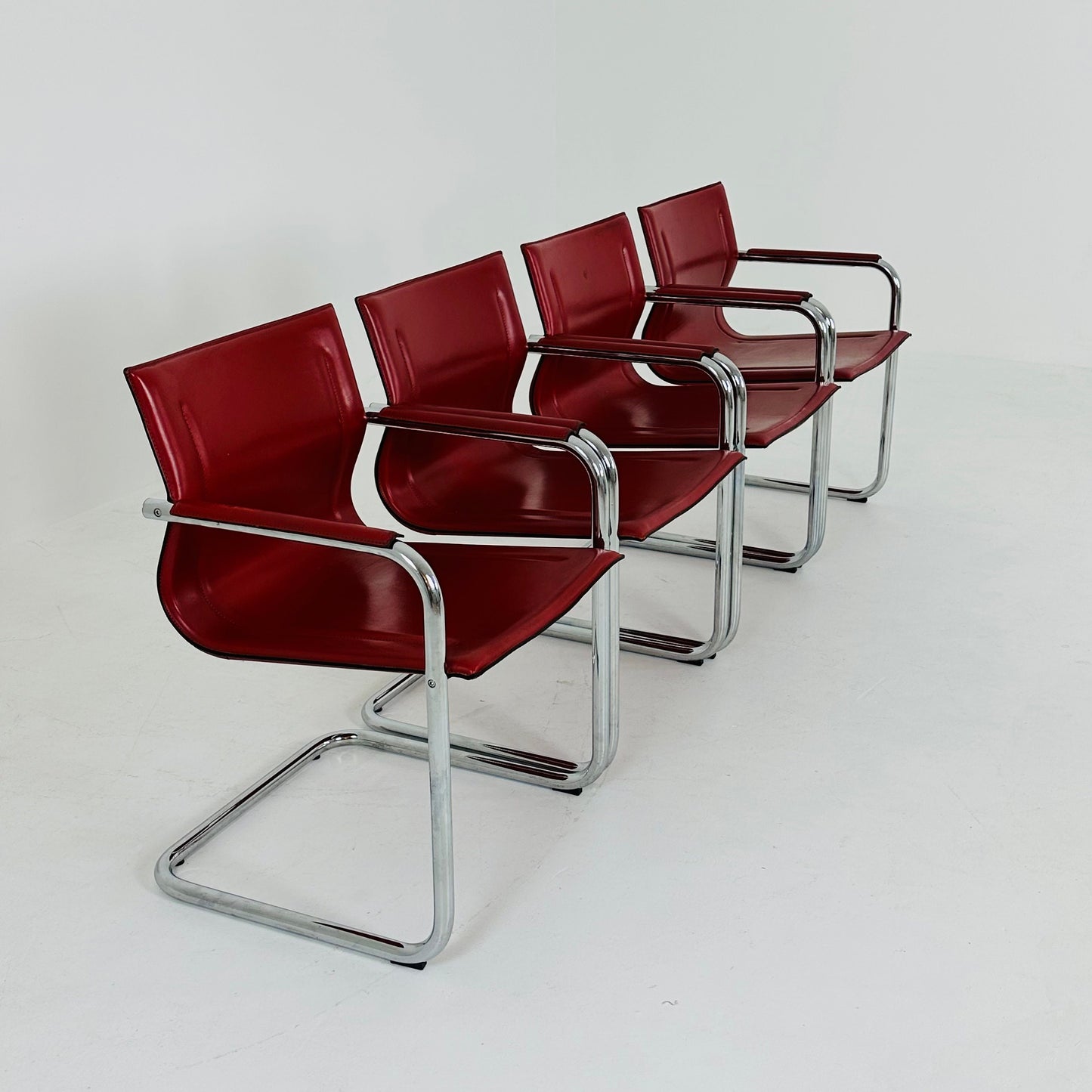 Set of 4 Italian Cantilever MG15 leather Armchairs by Matteo Grassi, 1970s