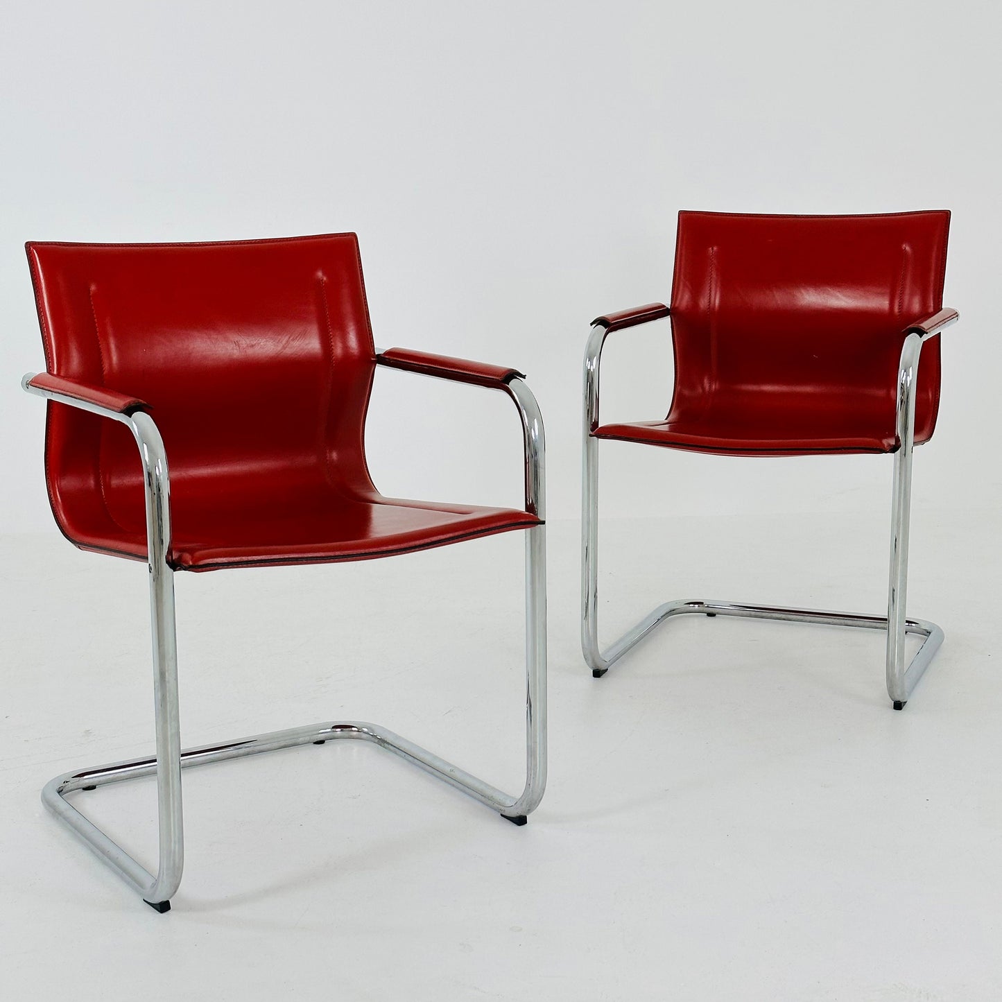 Set of 4 Italian Cantilever MG15 leather Armchairs by Matteo Grassi, 1970s