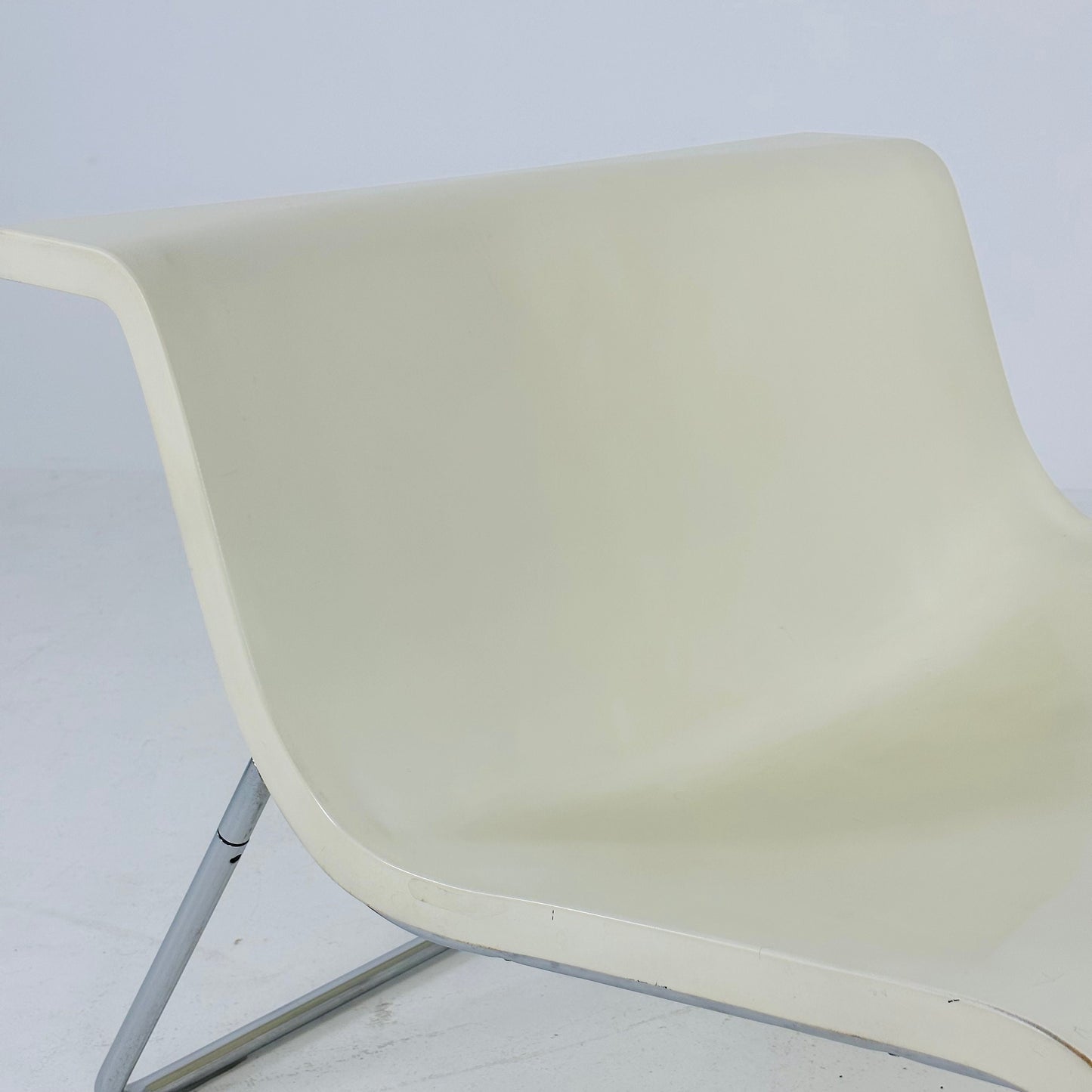 White Form Lounge Chair by Piero Lissoni for Kartell Italy 1990s