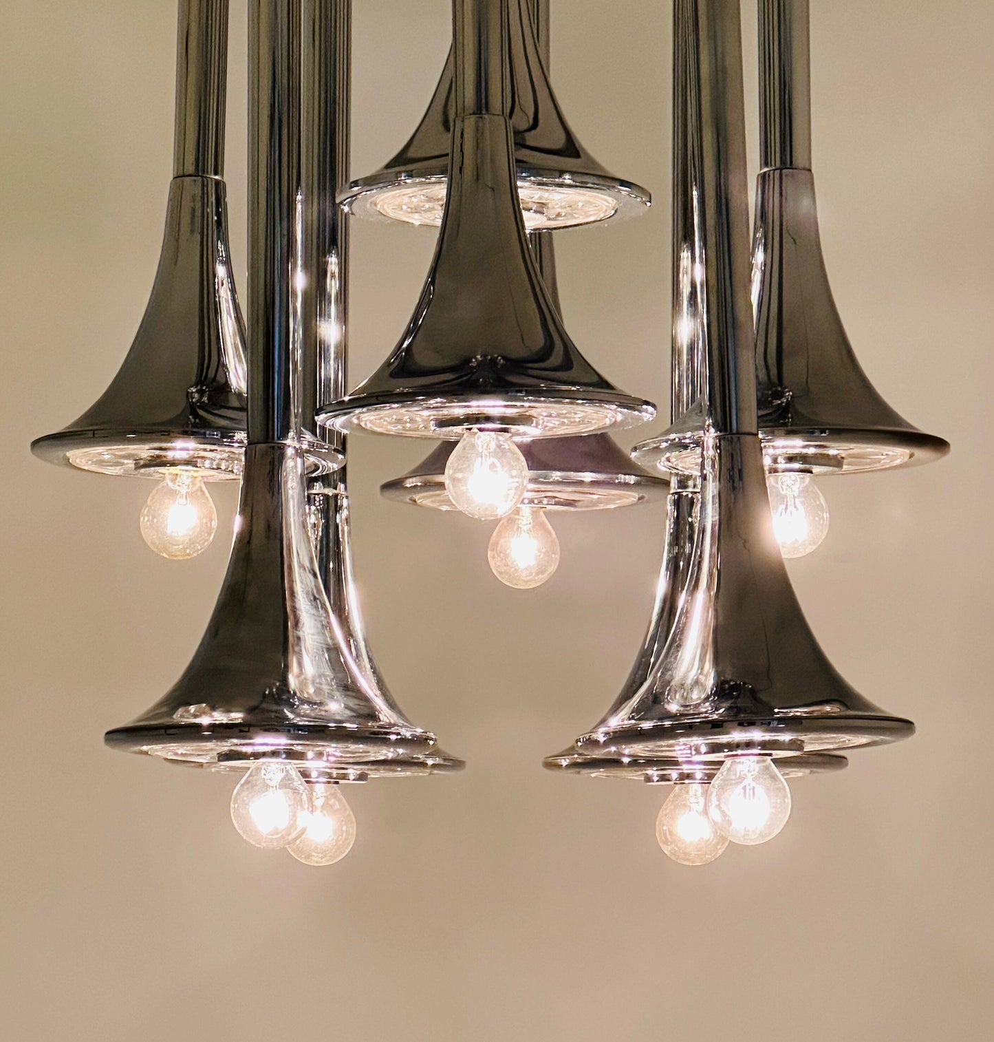 Rare mid century Large horns Reggiani chandelier, Trumpet 1960s Italy
