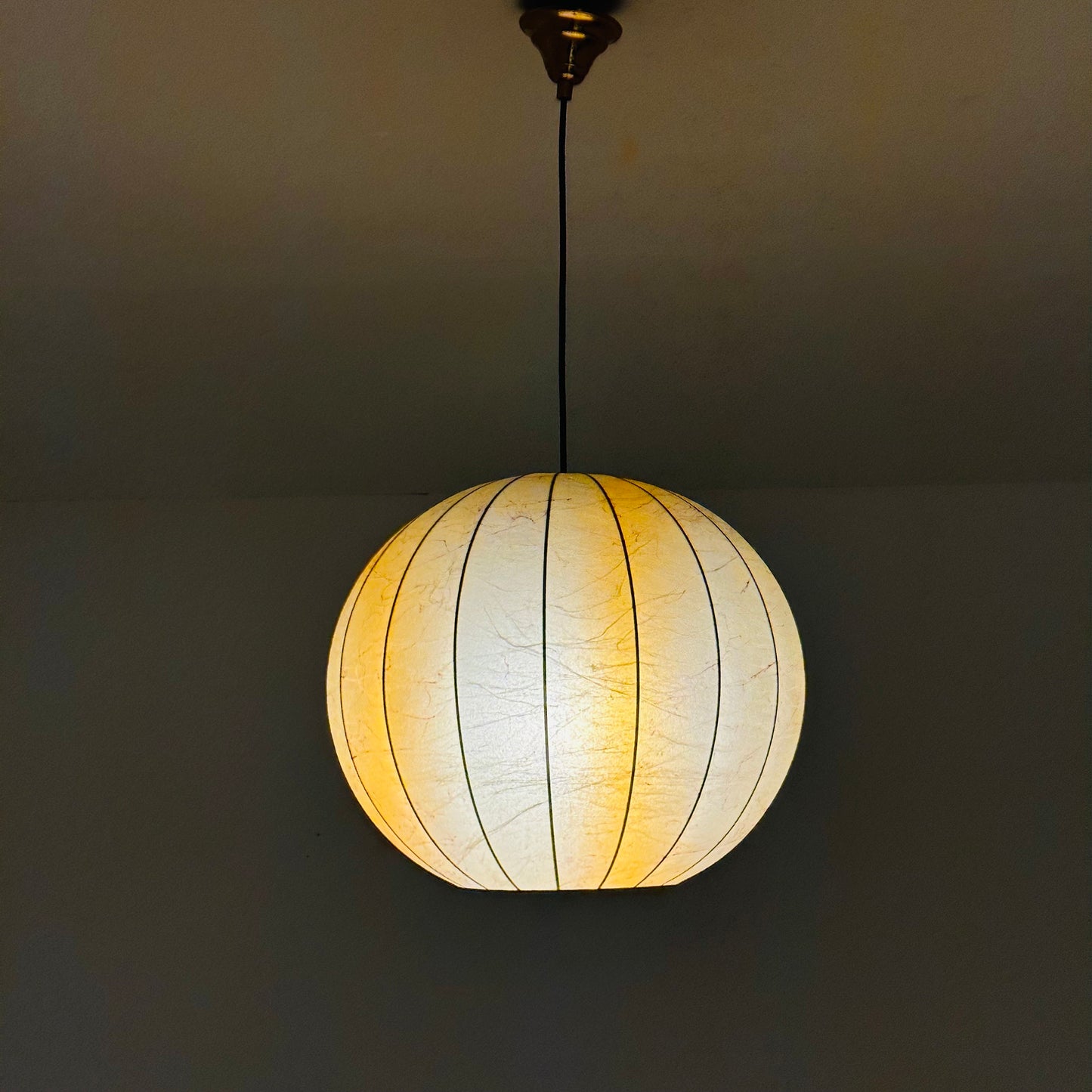 Big Space age pendant lamp by Designer Achille & Pier Giacomo Castiglioni : Bovezzo (Italy)