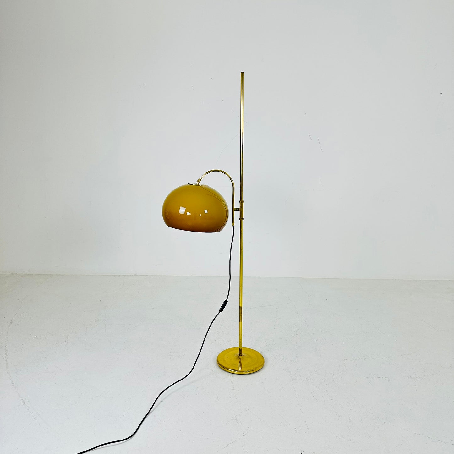 Vintage Space Age Light Guzzini Lucerna adjustable floor lamp Italy 1970s