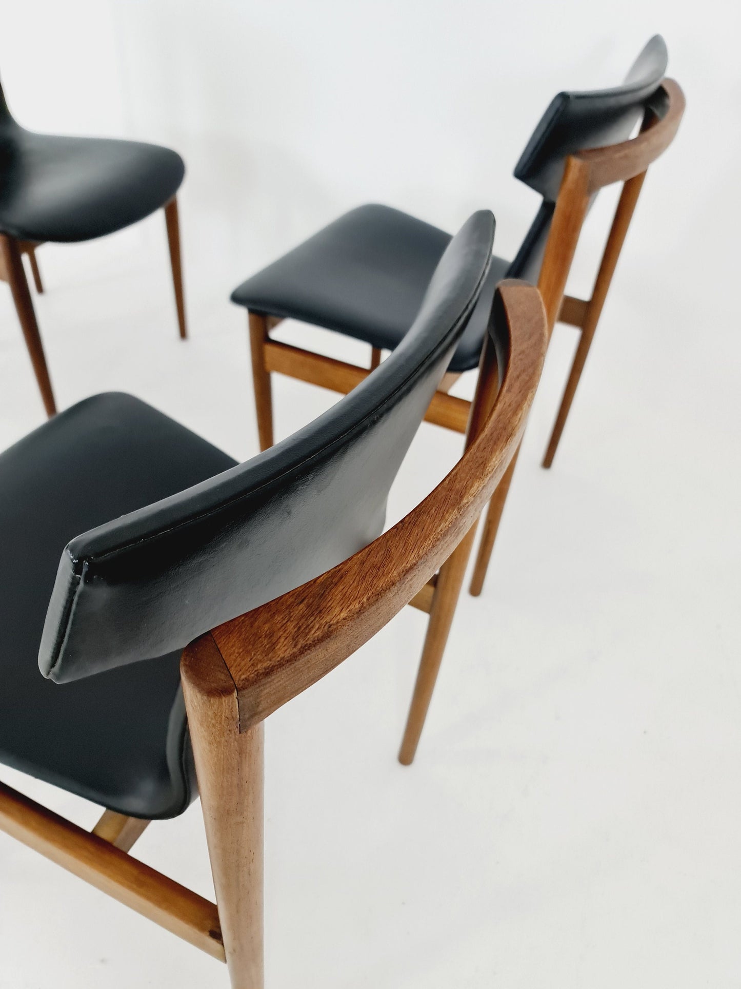 Vintage solid Rosewood dining chairs By Inger Klingenberg for Fristho Holland , 1960s, Set of 4