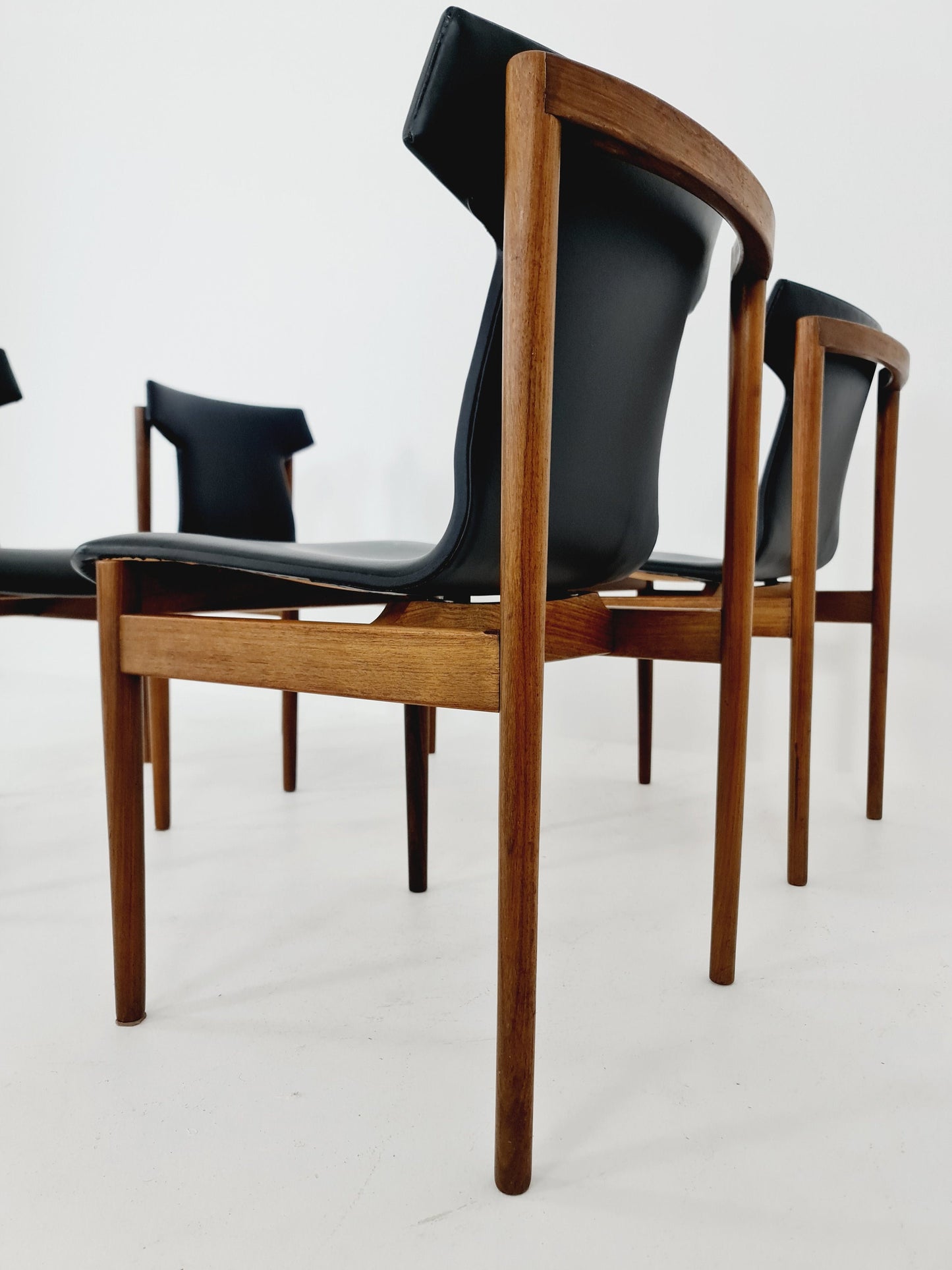 Vintage solid Rosewood dining chairs By Inger Klingenberg for Fristho Holland , 1960s, Set of 4