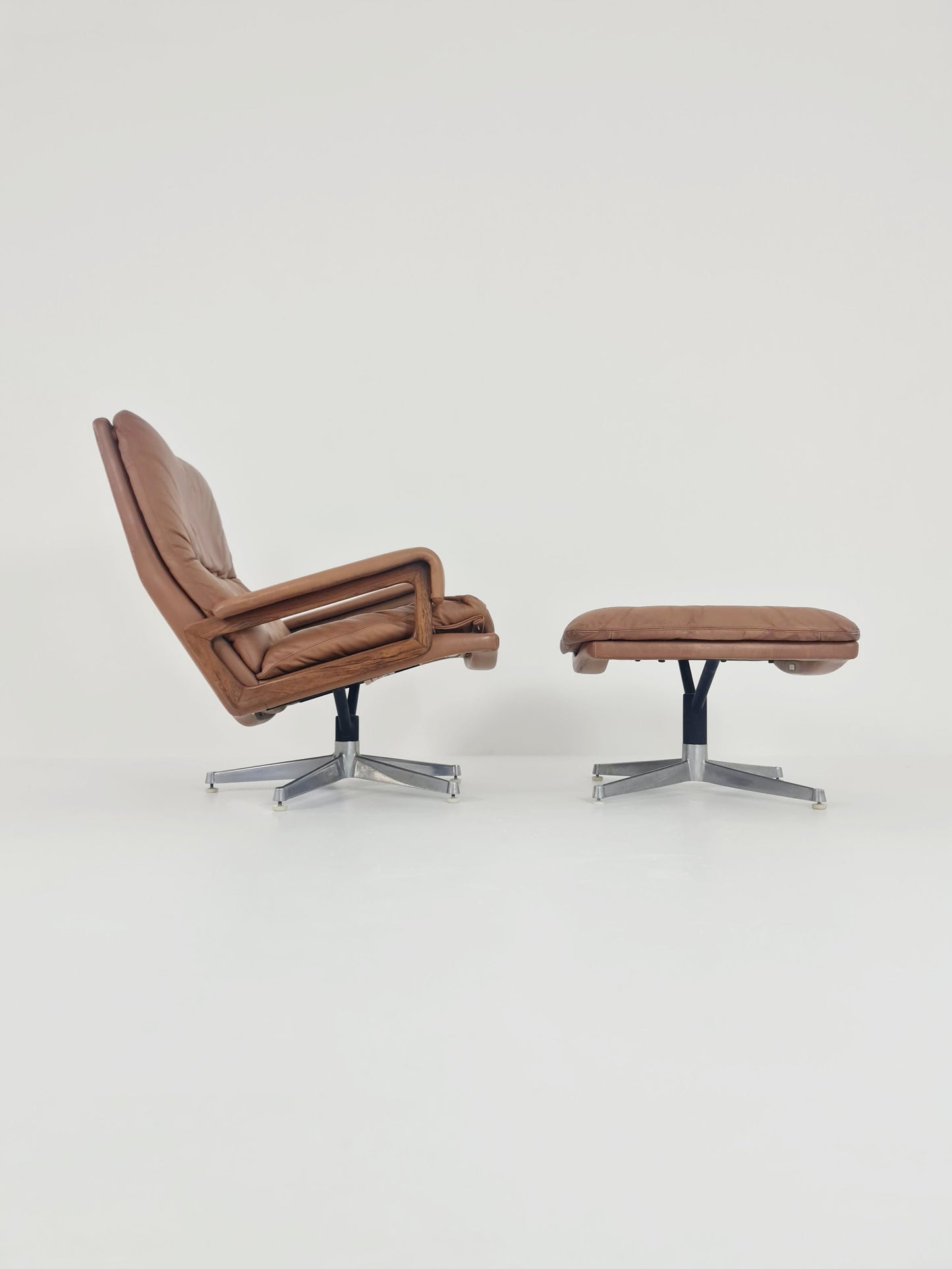 Midcentury Loungechair + ottoman by Andre Vanenbrouck for strässle Switzerland , 1970s