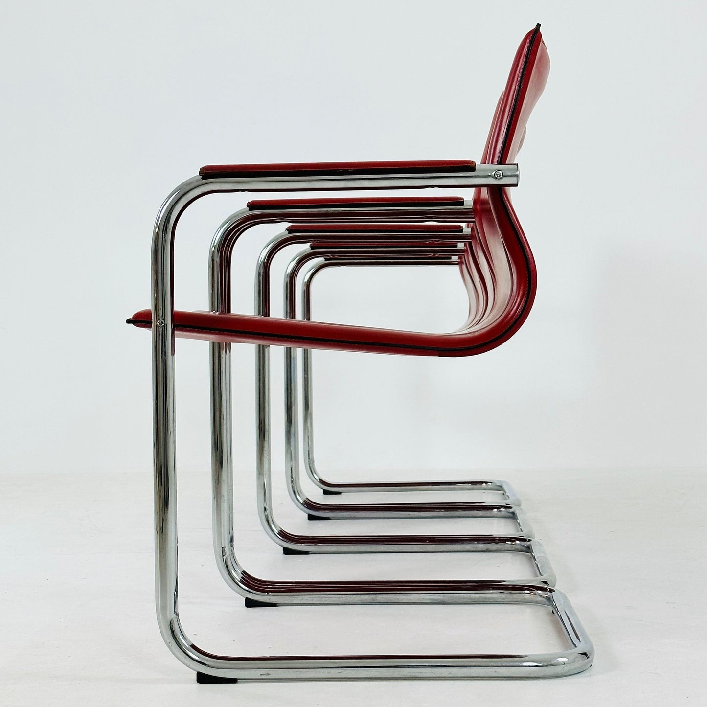 Set of 4 Italian Cantilever MG15 leather Armchairs by Matteo Grassi, 1970s
