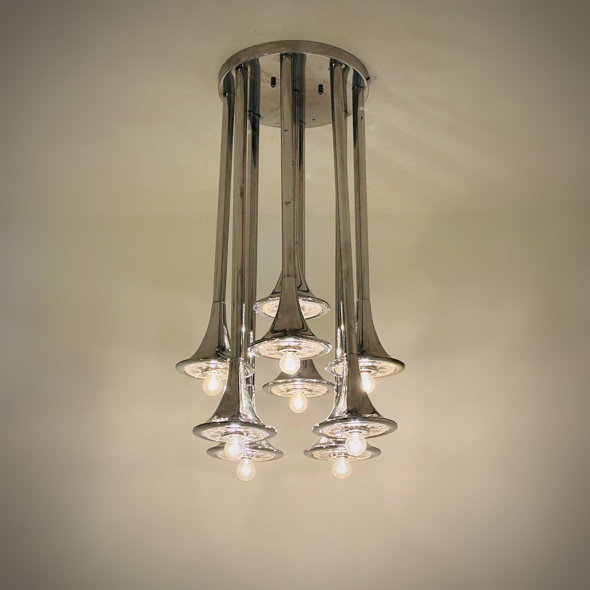 Rare mid century Large horns Reggiani chandelier, Trumpet 1960s Italy
