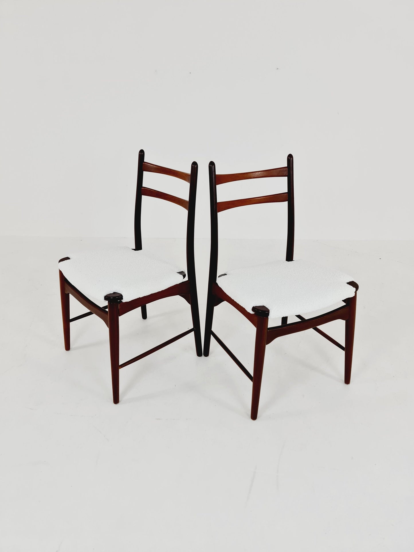German teak & Teddy Fabric dining chair by Georg Leowald for wilkhan 1960s,set of 2