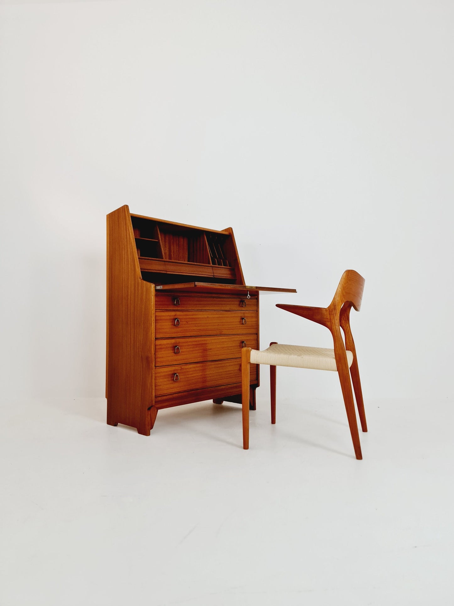 Mid century Scandinavian Secretary with drawers mahagony by Gjövik Möbler, Norway, 1960s