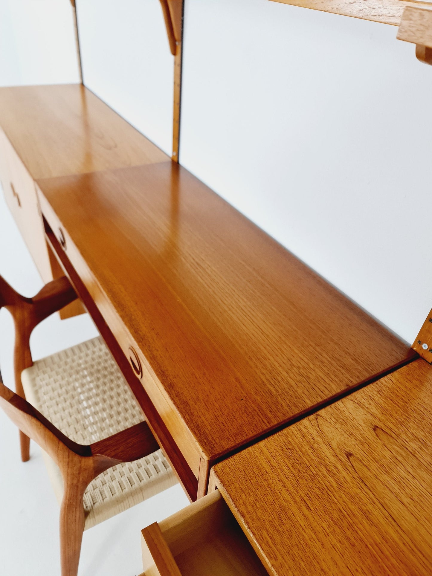 Danish modern modular teak shelving system by Hansen & Guldborg Mobler, Denmark, 1960s