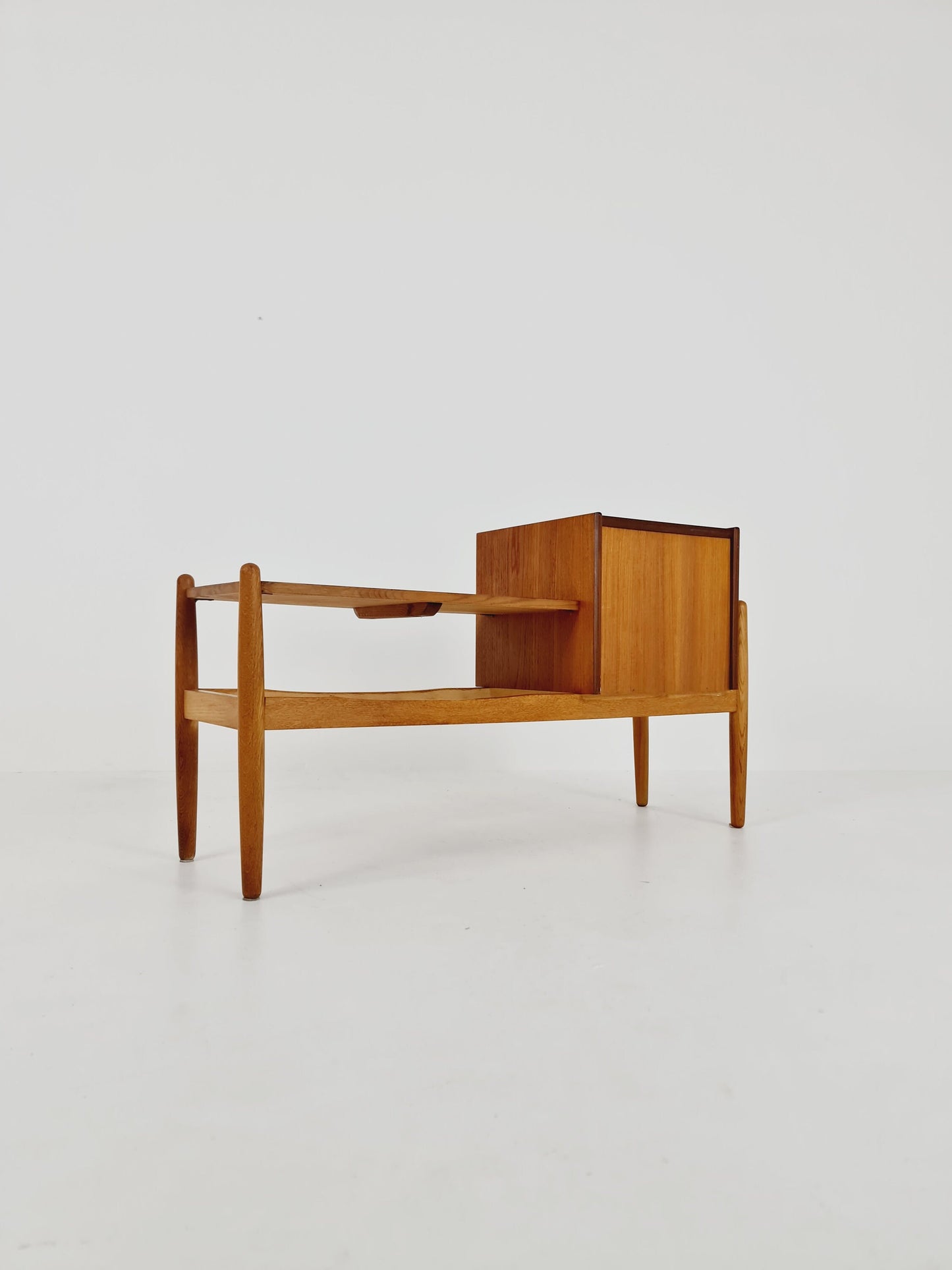 Danish teak & oak telefon table/ hallway table Arne wahl Iversen, 1960s