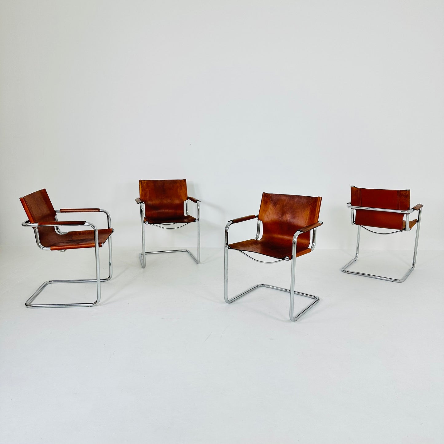 set of 4 Matteo Grassi original Bauhaus design Visitor model Chair cognac Leather 1970s