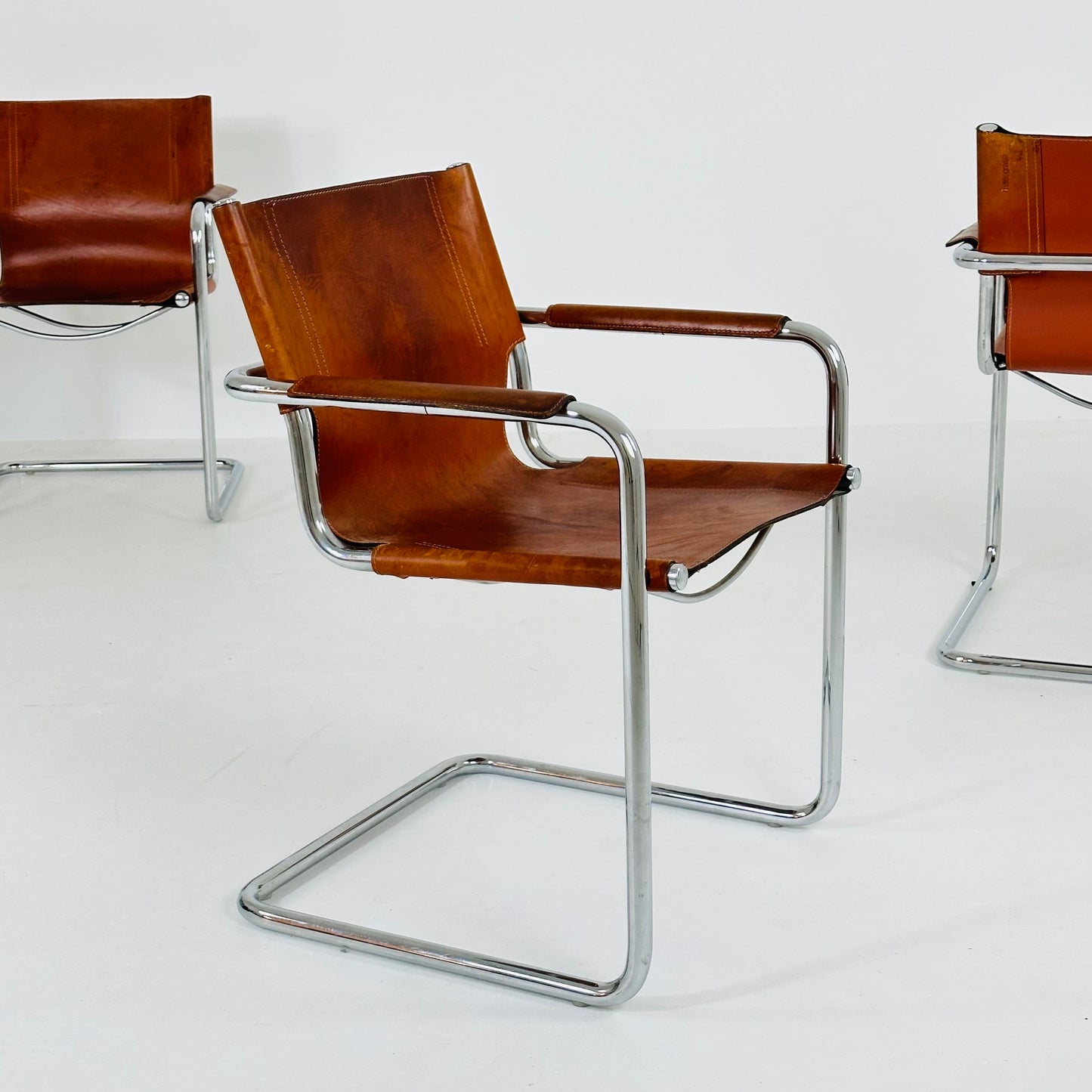 set of 4 Matteo Grassi original Bauhaus design Visitor model Chair cognac Leather 1970s