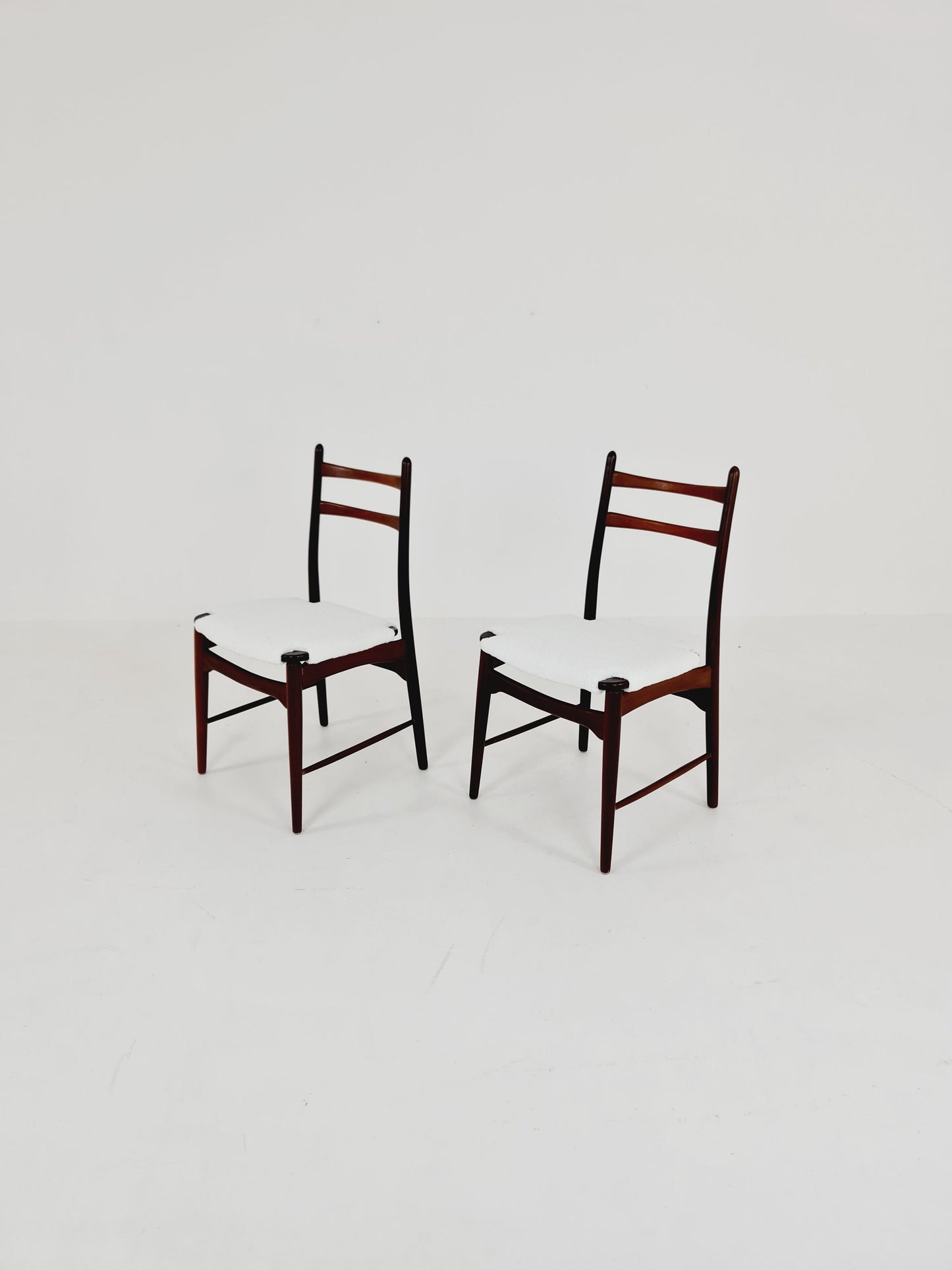 German teak & Teddy Fabric dining chair by Georg Leowald for wilkhan 1960s,set of 2