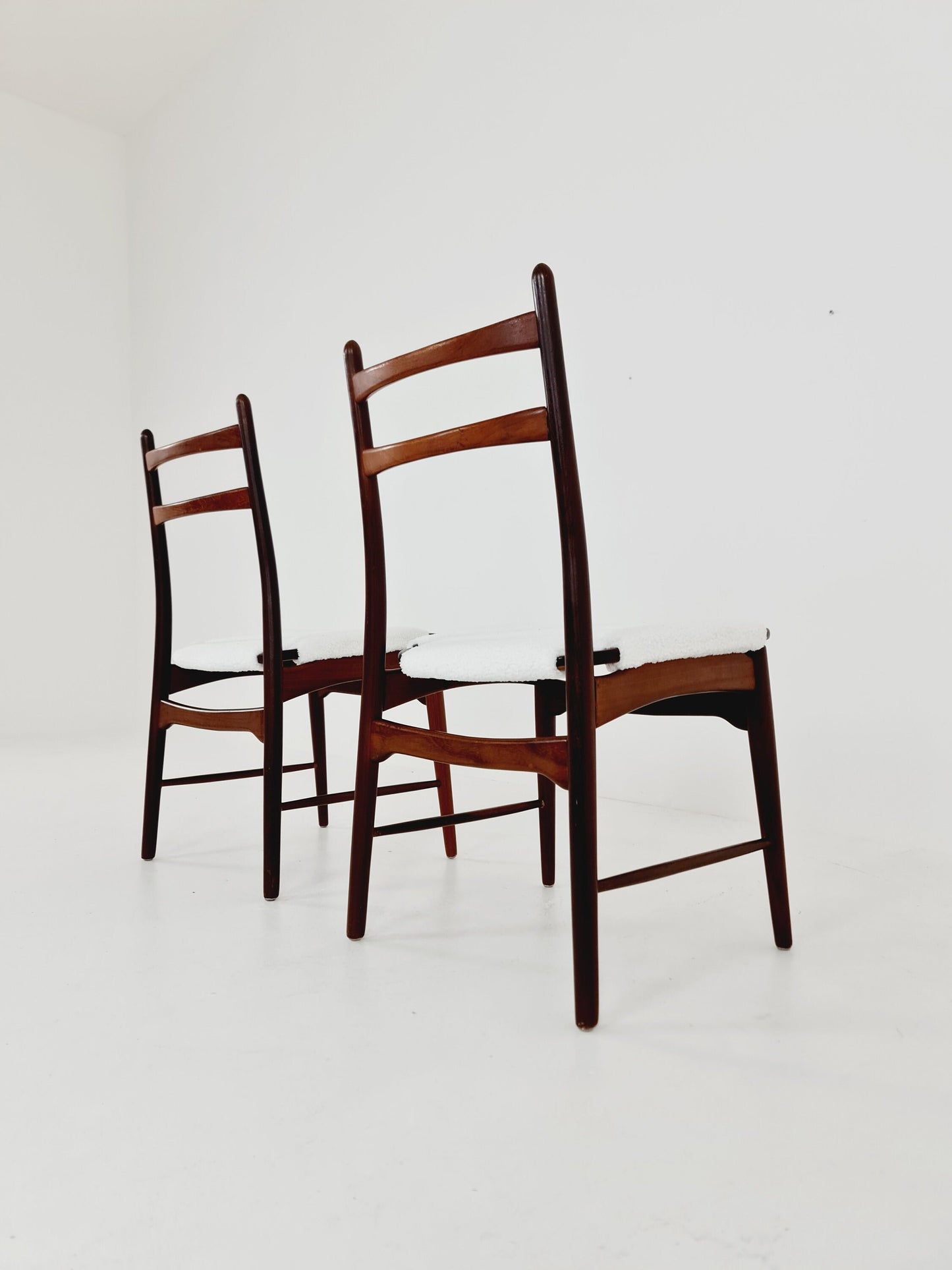 German teak & Teddy Fabric dining chair by Georg Leowald for wilkhan 1960s,set of 2