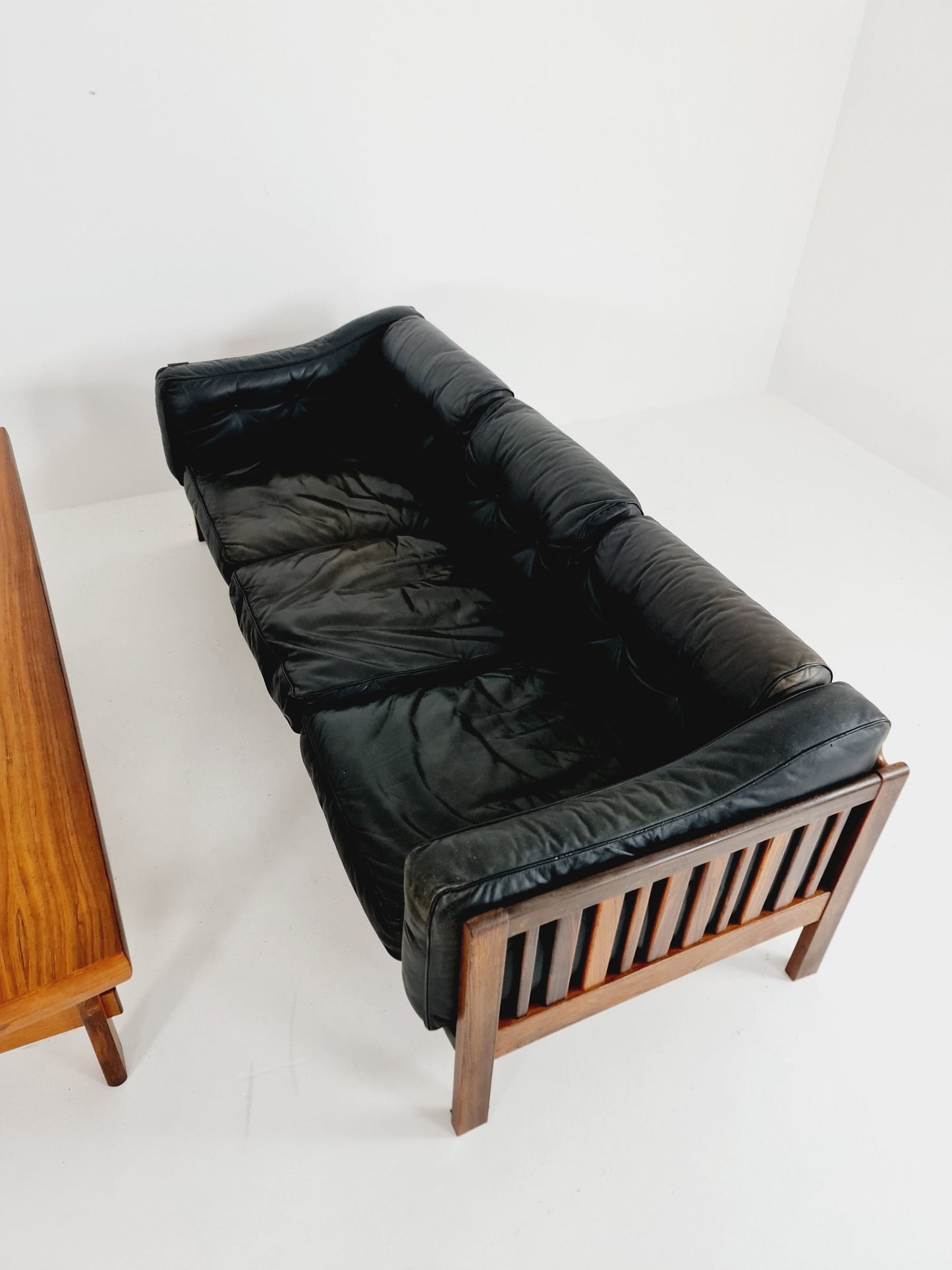 Mid Century Scandinavian Midcentury Rosewood lounge sofa ground 2, 3 & table by Ingvar Stockum "Monte Carlo", 1965