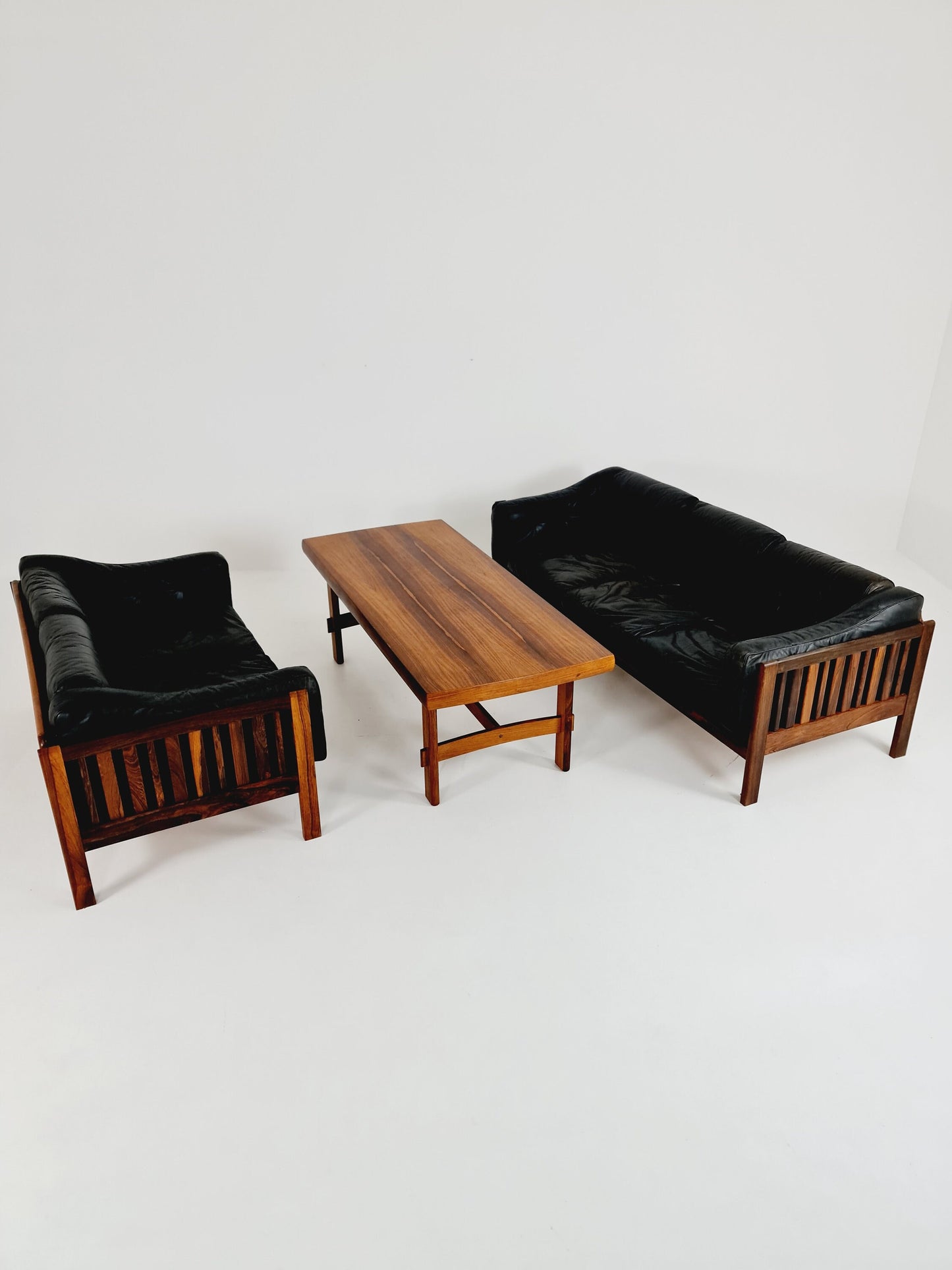 Mid Century Scandinavian Midcentury Rosewood lounge sofa ground 2, 3 & table by Ingvar Stockum "Monte Carlo", 1965
