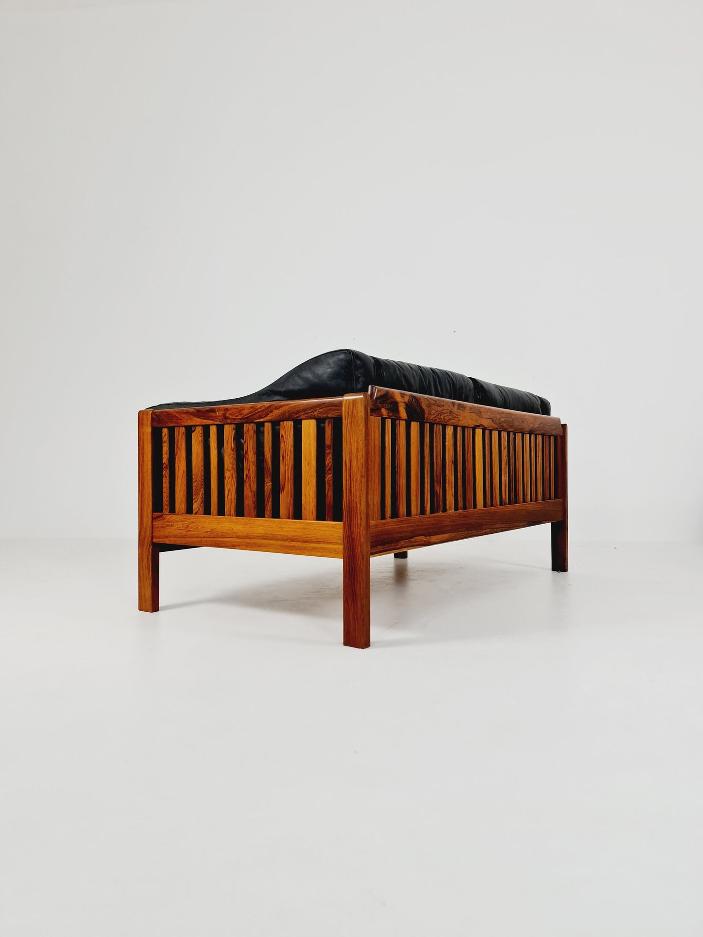 Mid Century Scandinavian Midcentury Rosewood lounge sofa ground 2, 3 & table by Ingvar Stockum "Monte Carlo", 1965