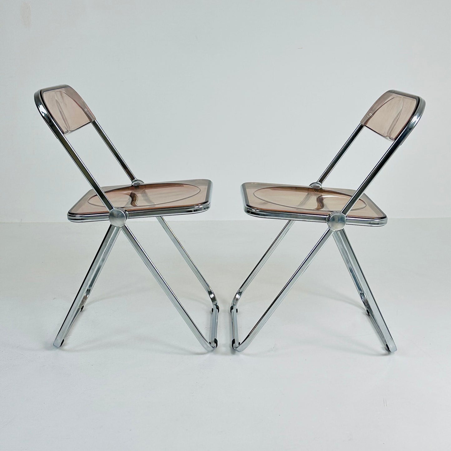 Set of 2 Vintage Smoke Pink Plia folding chair by Giancarlo Piretti for Castelli 1960s