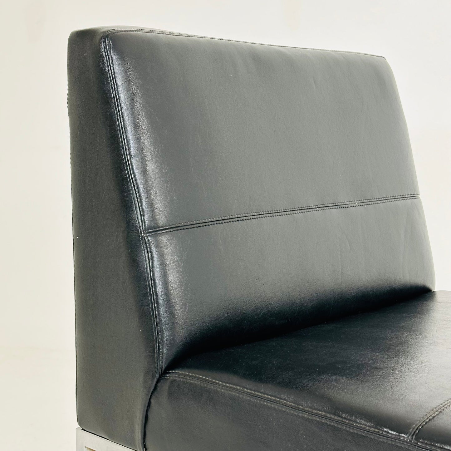 Thonet ,Bauhaus black leather lounge chair 1980s