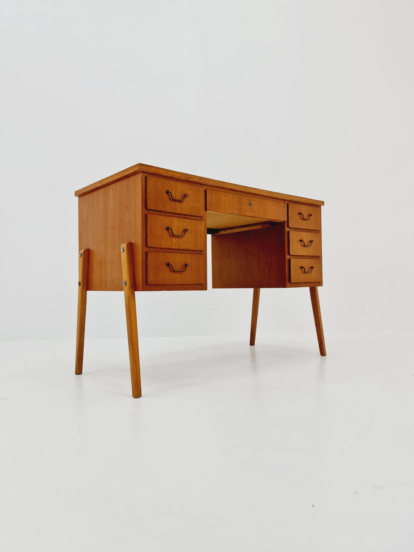 Midcentury danish Scandinavian Desk in teak, 1960s