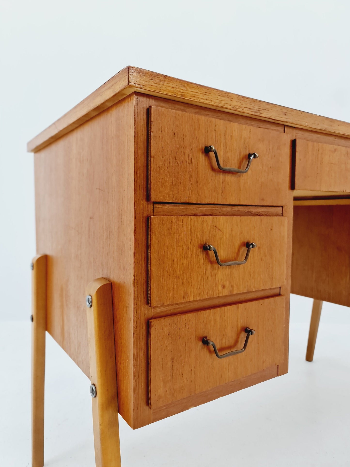 Midcentury danish Scandinavian Desk in teak, 1960s