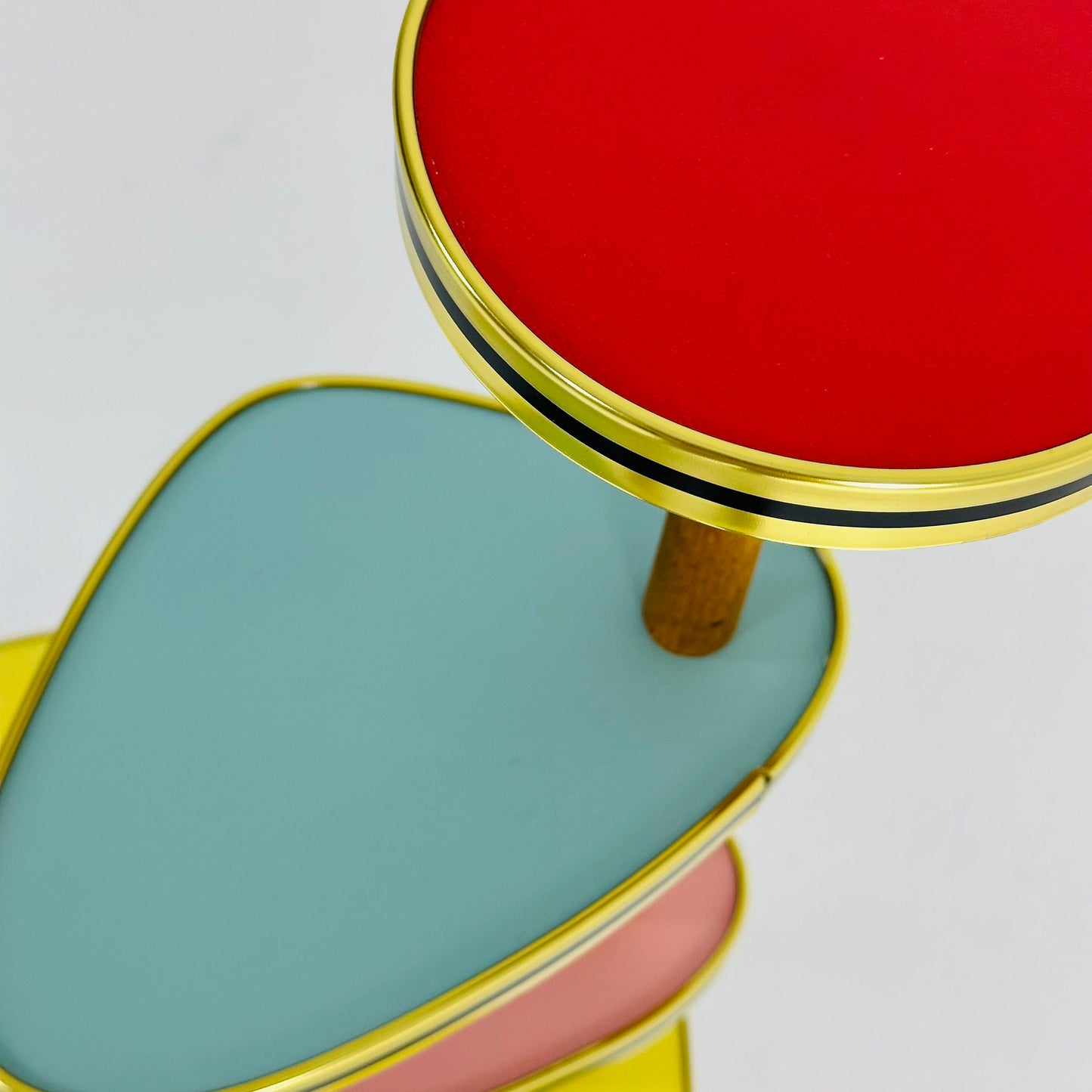 Retro 1950s German Plant Stand, Colorful Vintage Mid-Century Minimalist Indoor Plant Stand Side Table Retro flower table