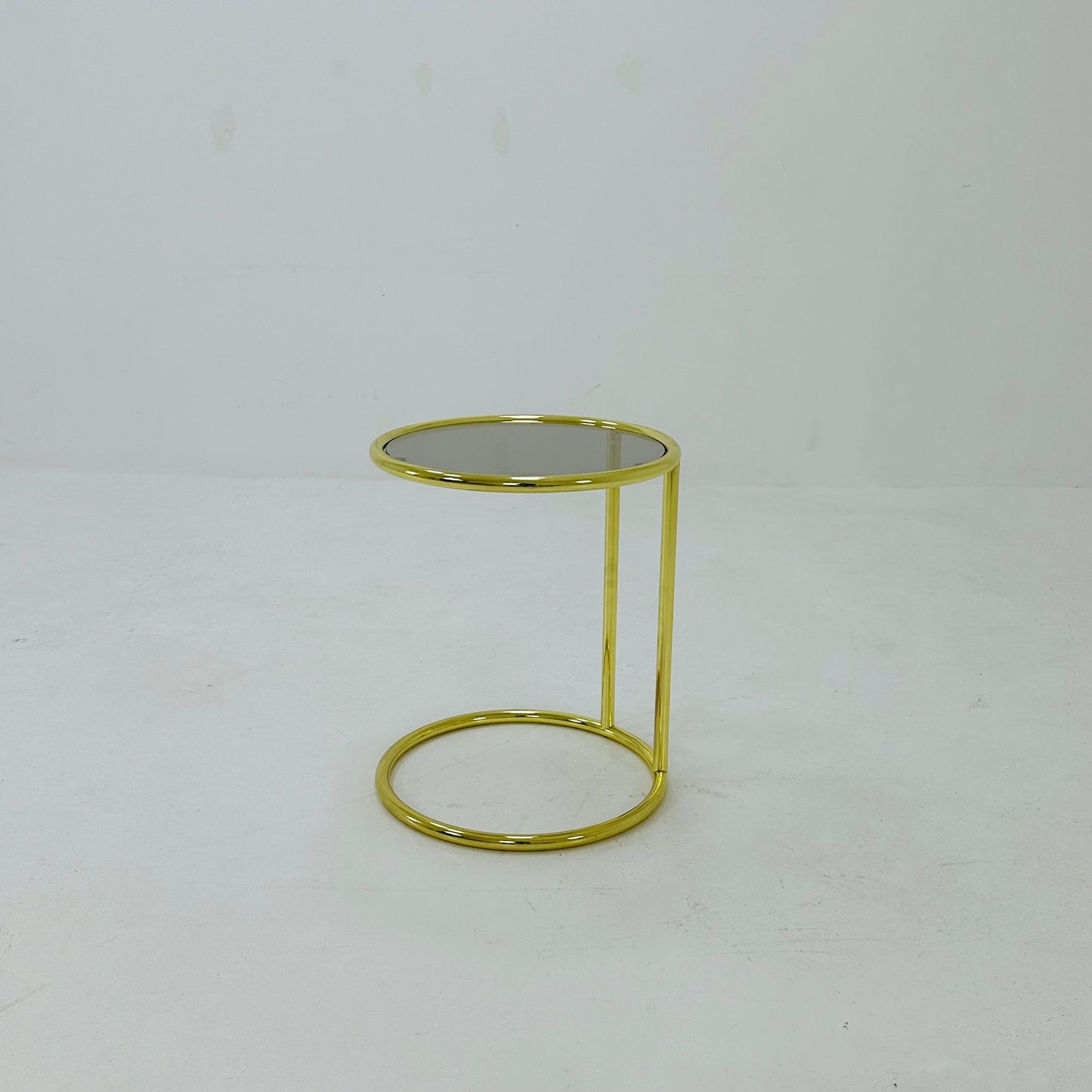 BauHaus Round golden chrome & Glass side table Eileen style , 1980s